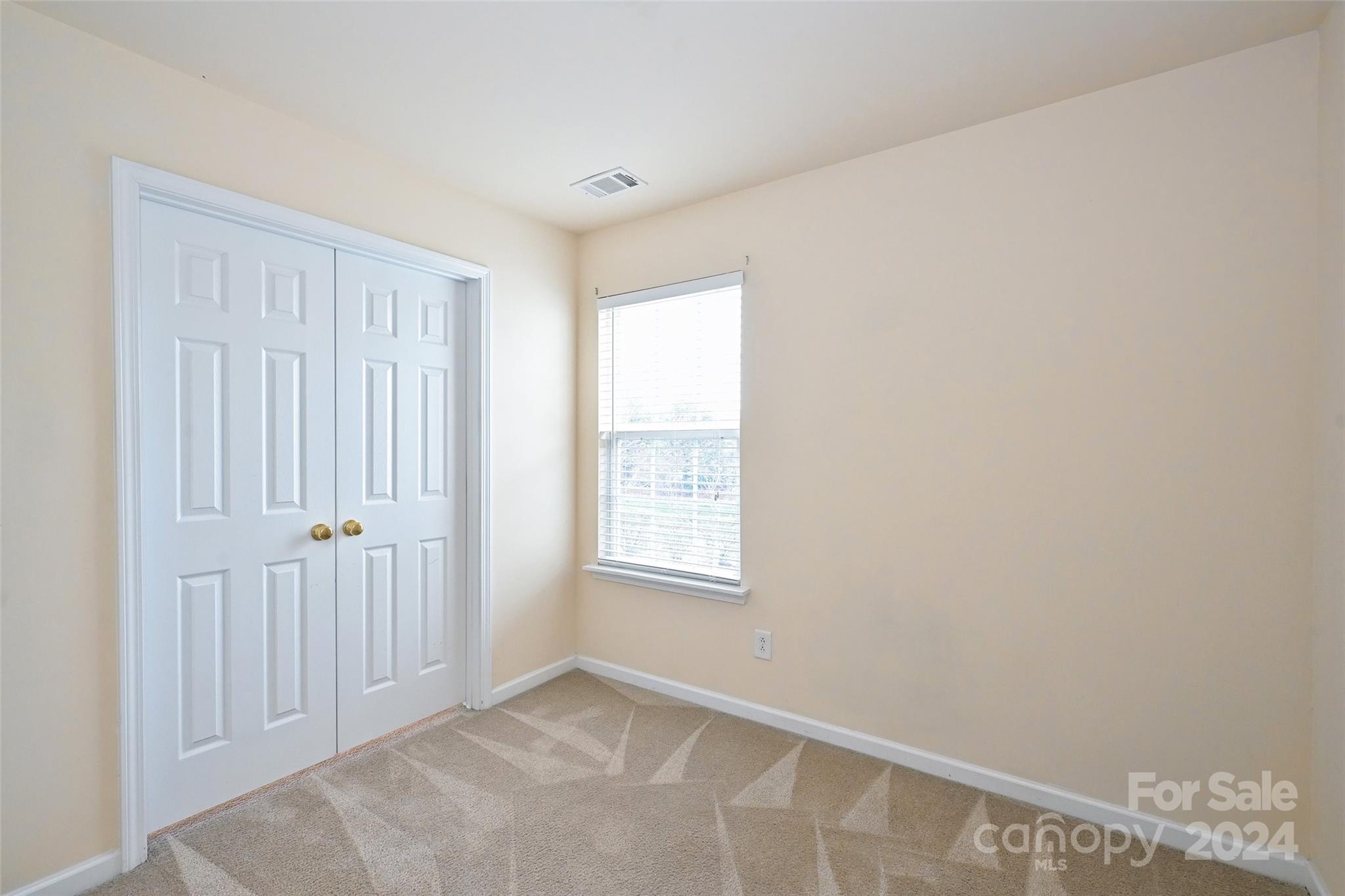 148 Clydesdale Court
