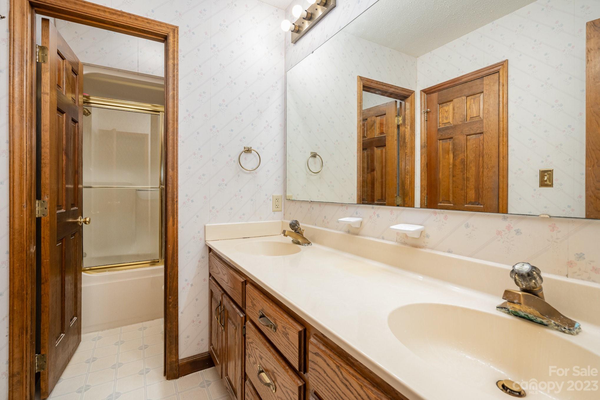 1516 Rice Hope Court