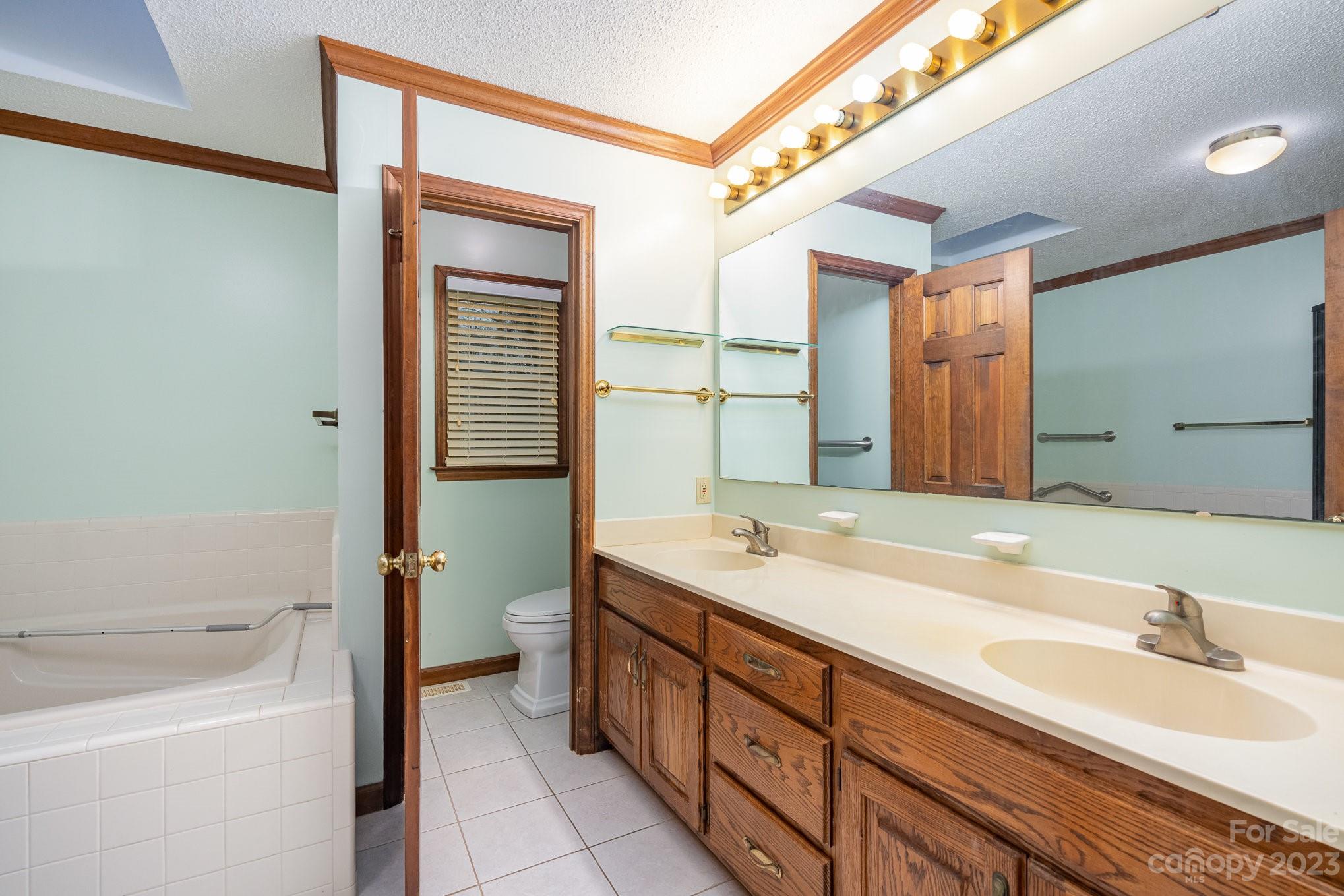 1516 Rice Hope Court