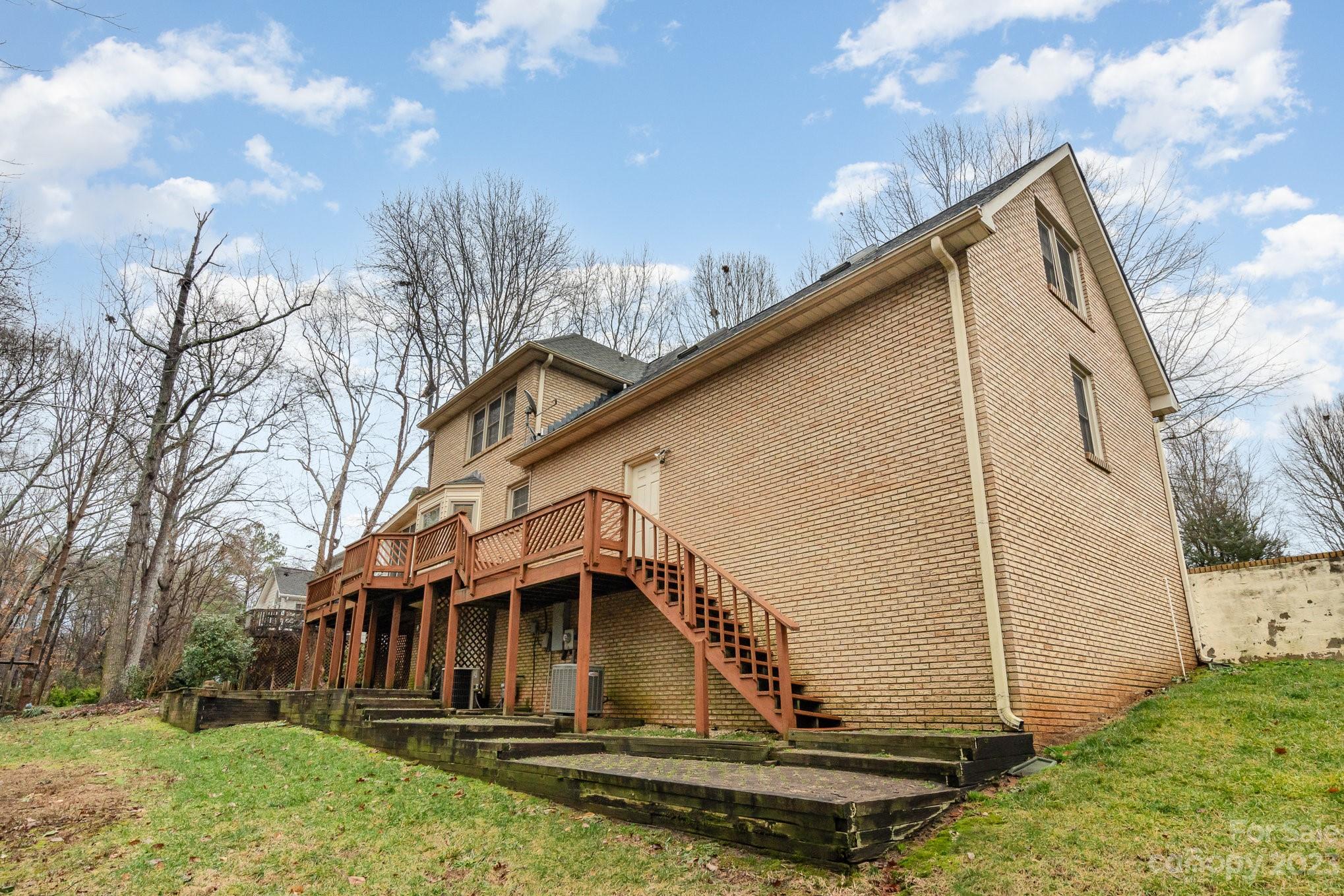 1516 Rice Hope Court