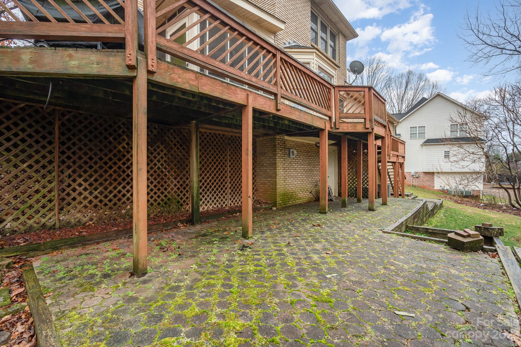 1516 Rice Hope Court