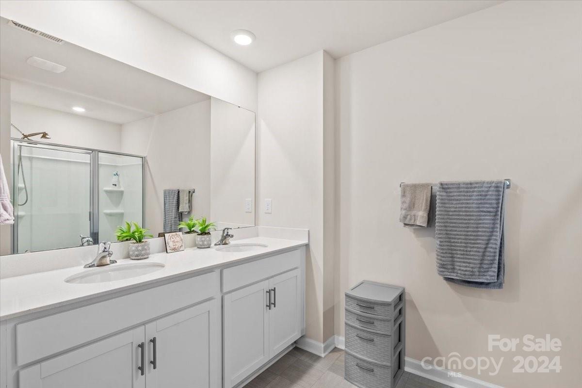 406 Berrybeth Circle Unit: 112