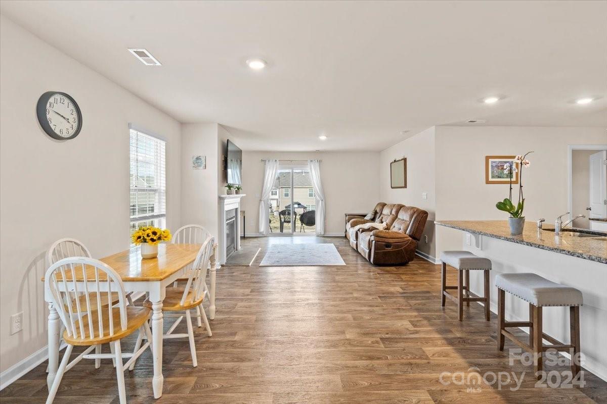 406 Berrybeth Circle Unit: 112