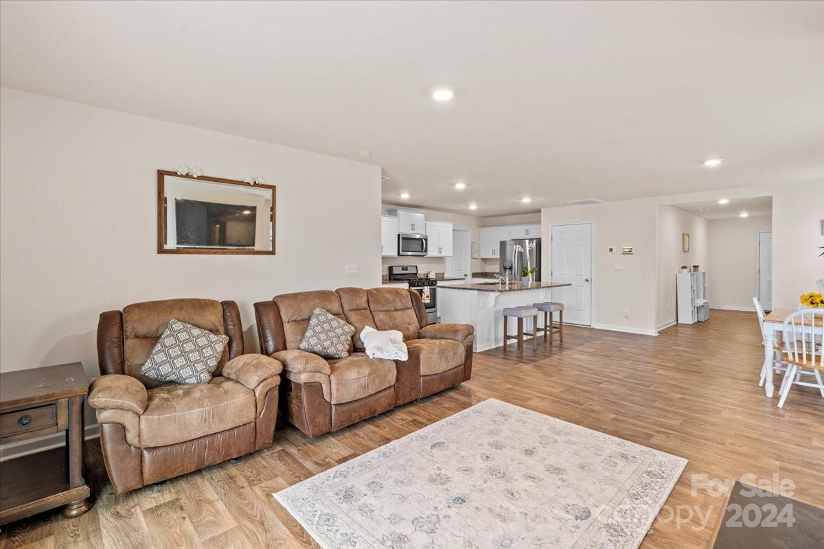 406 Berrybeth Circle Unit: 112