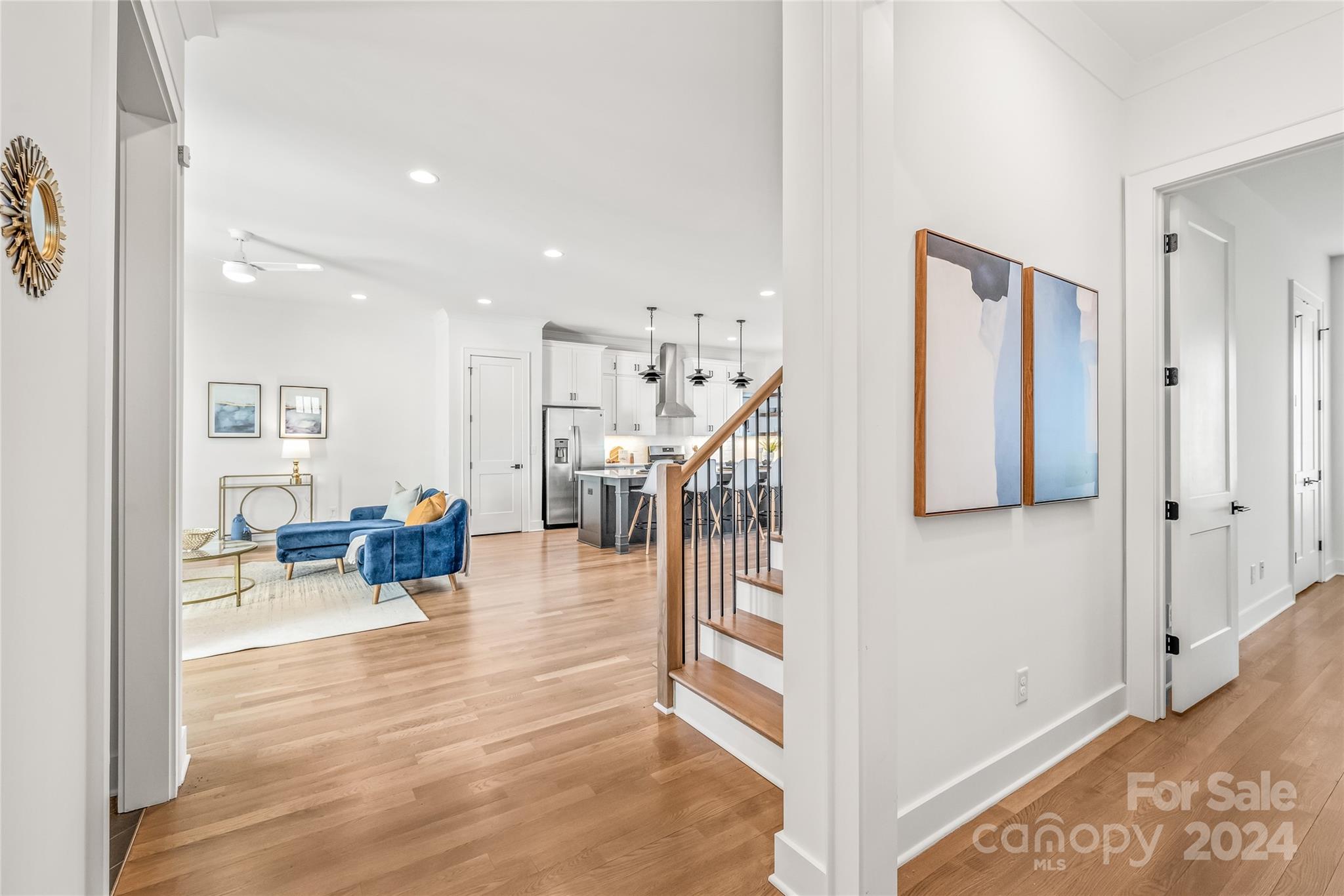 102 N Smallwood Place