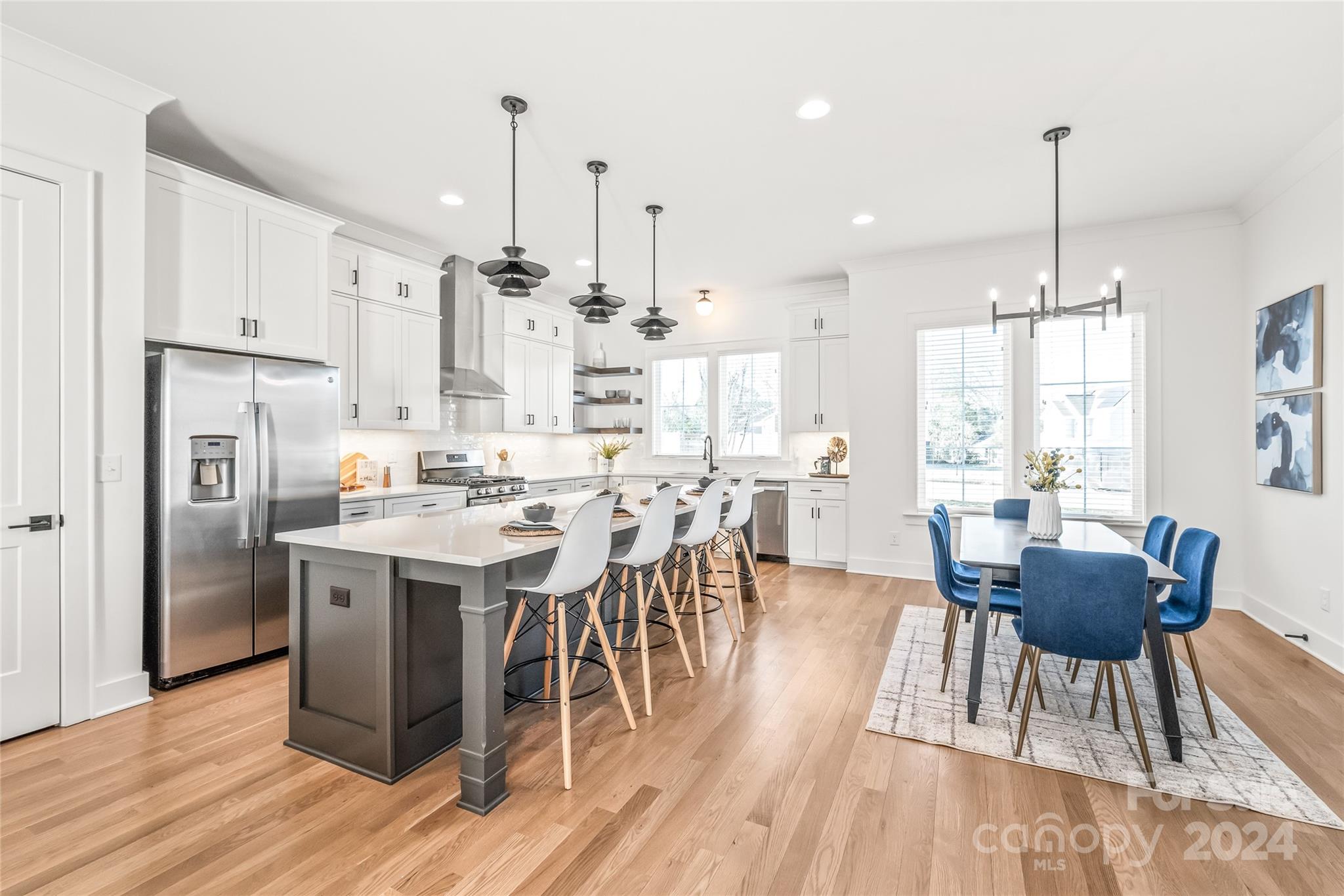 102 N Smallwood Place