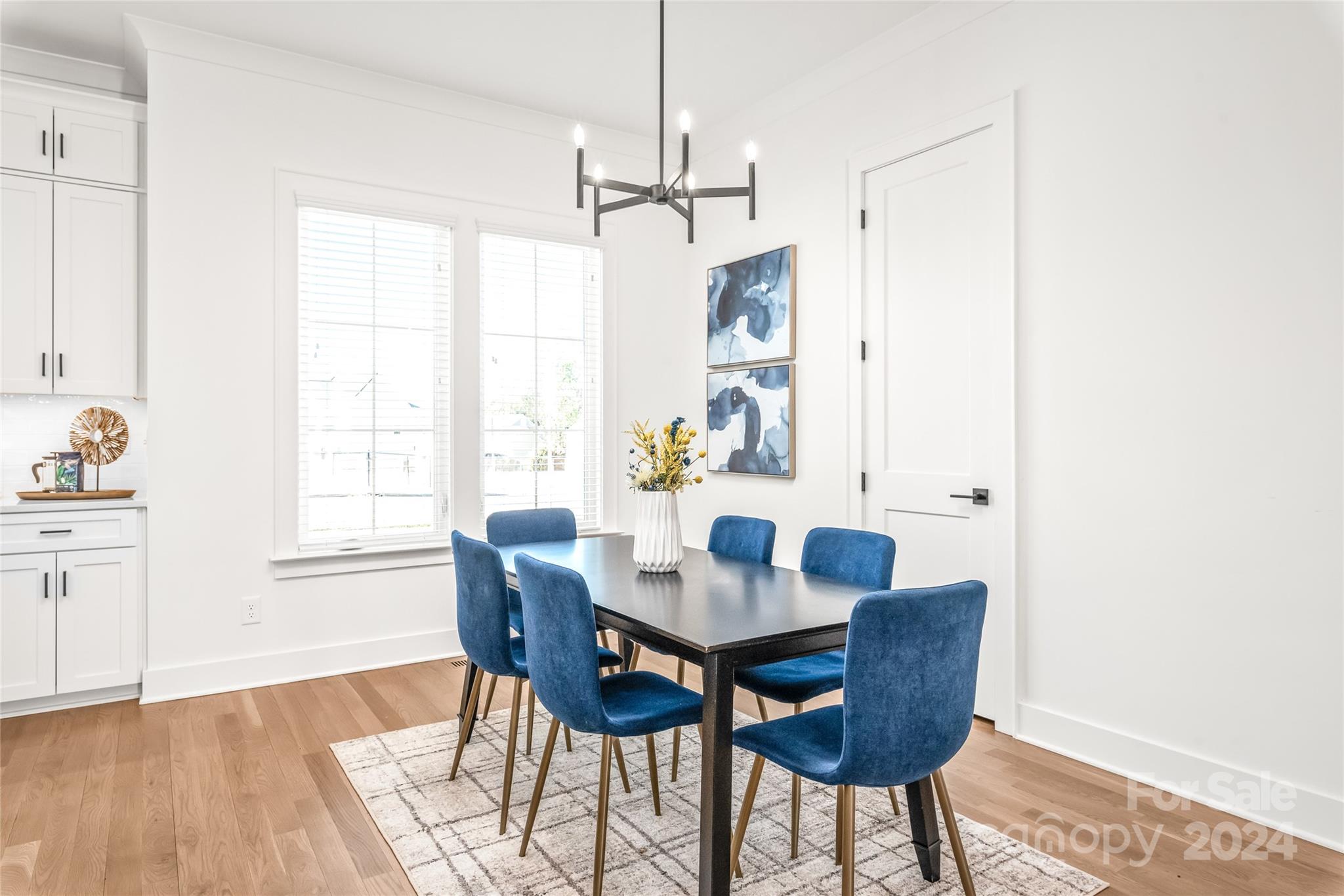 102 N Smallwood Place