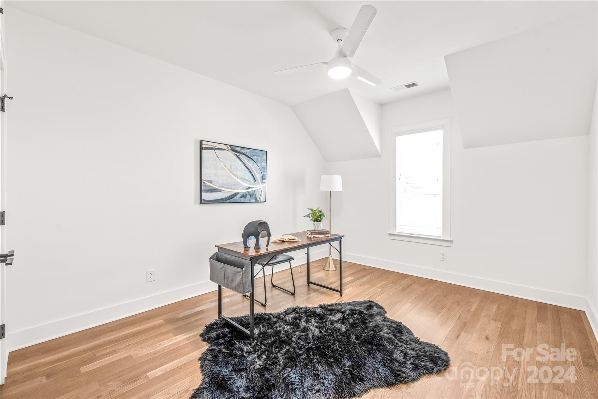 102 N Smallwood Place