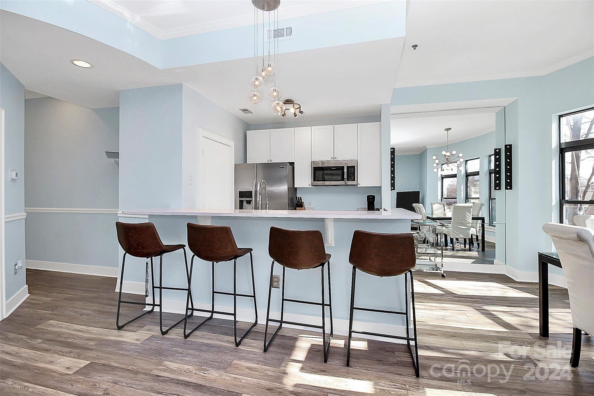 115 E Park Avenue Unit: 201