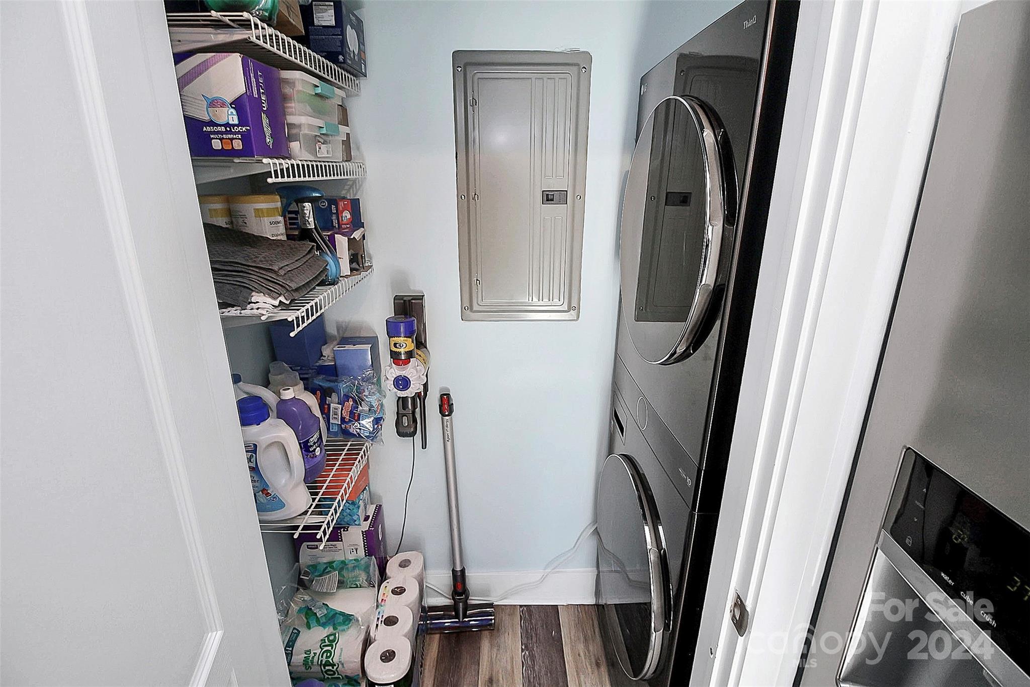 115 E Park Avenue Unit: 201