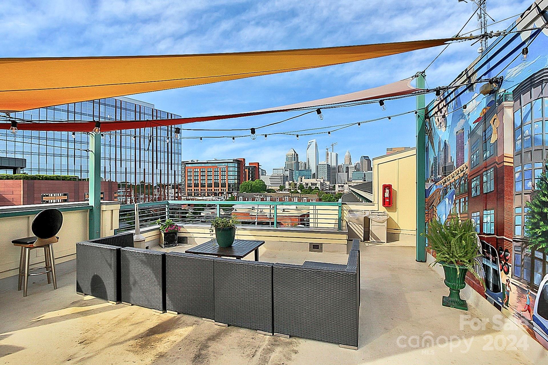 115 E Park Avenue Unit: 201