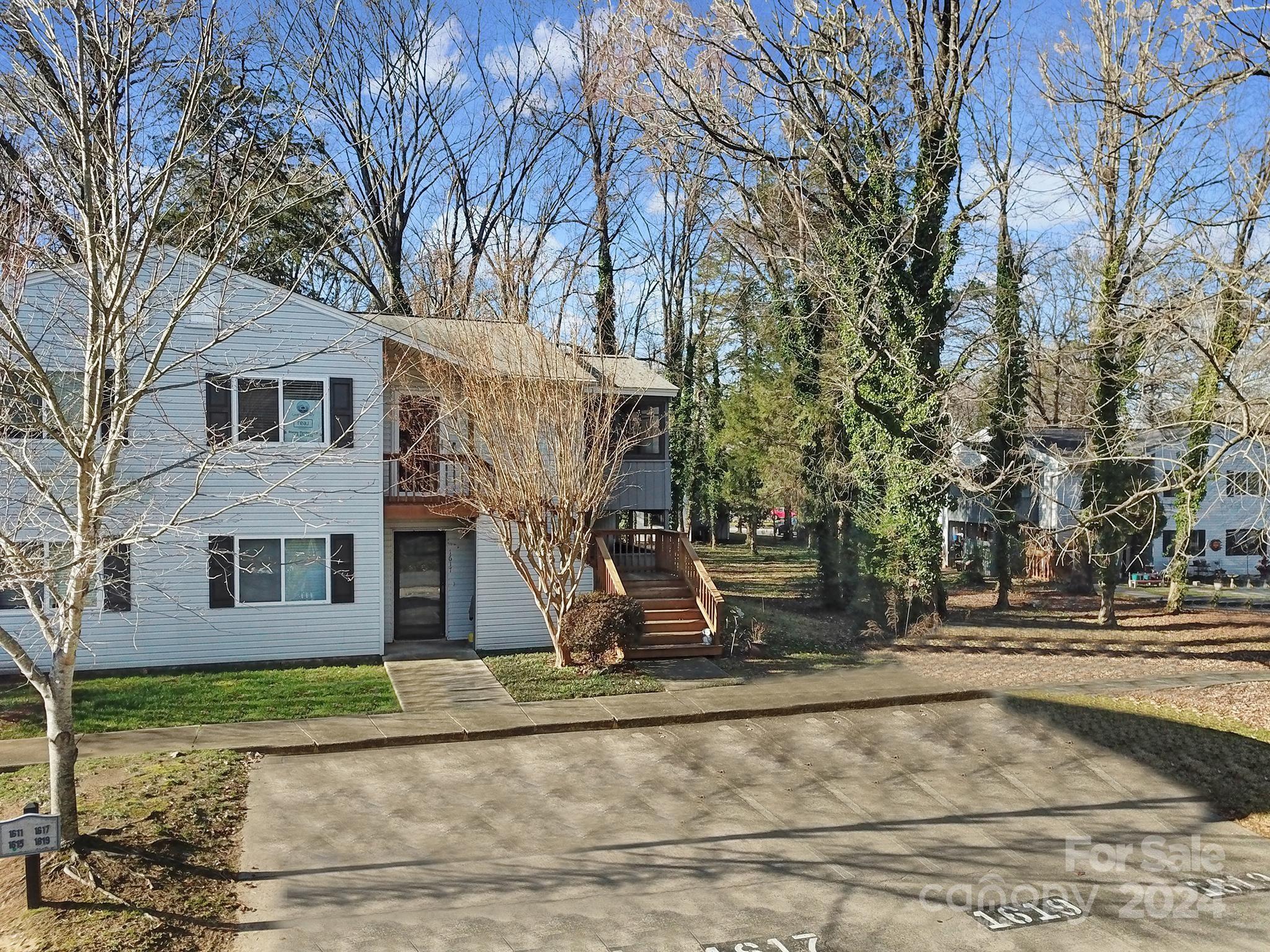 1619 Hunters Trail