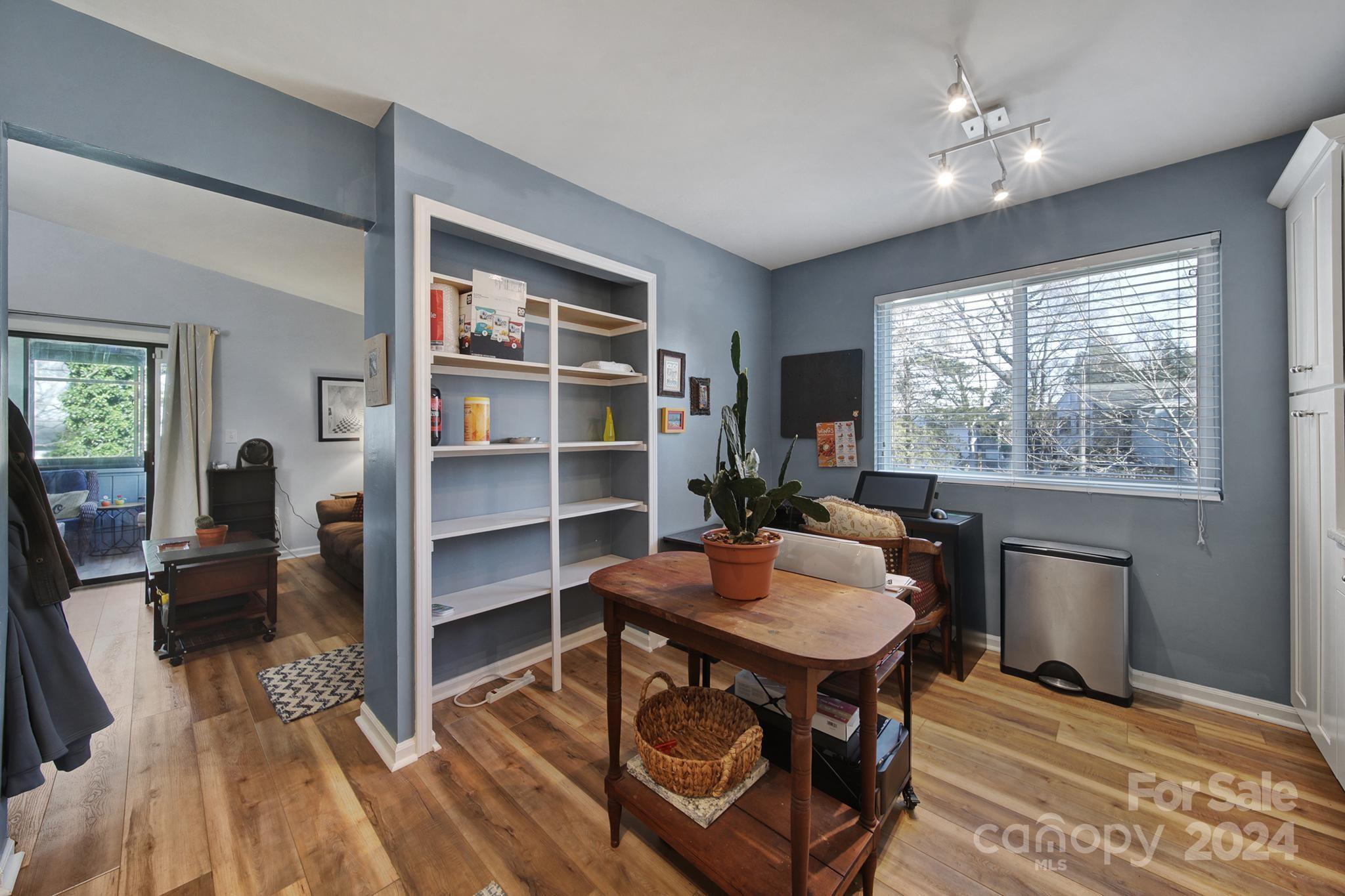 1619 Hunters Trail