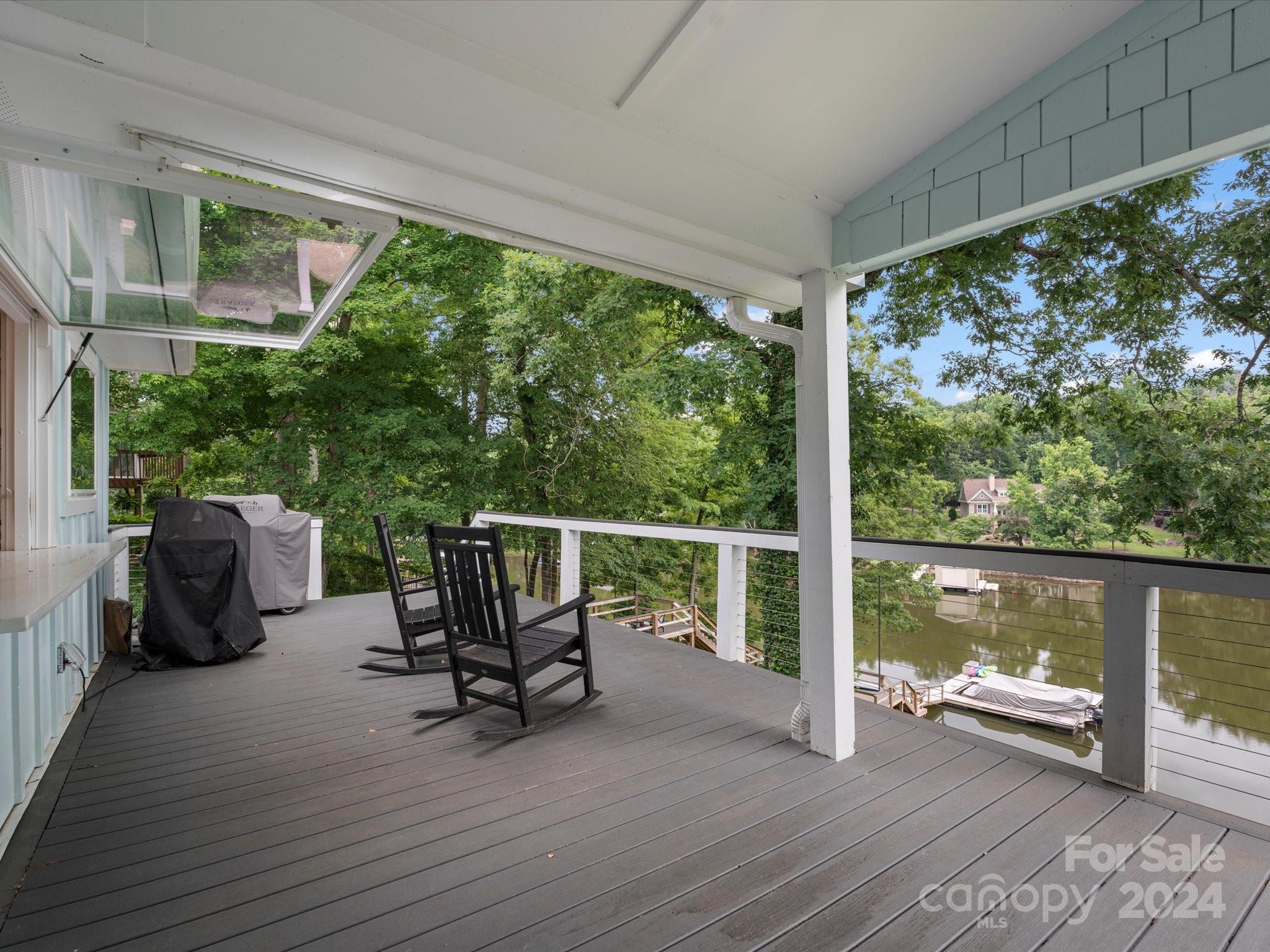 6220 River Cabin Lane