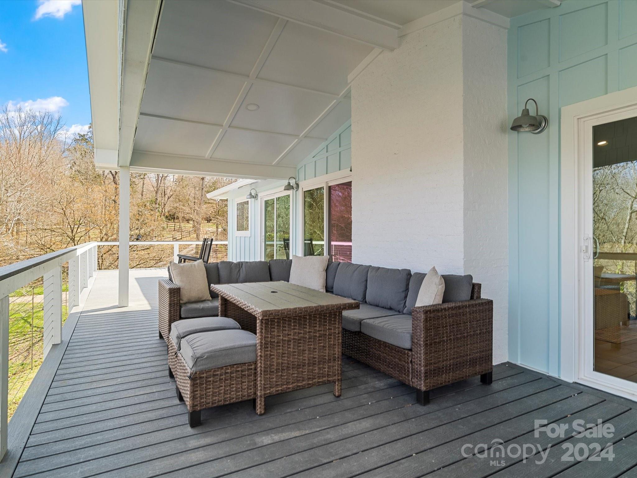 6220 River Cabin Lane