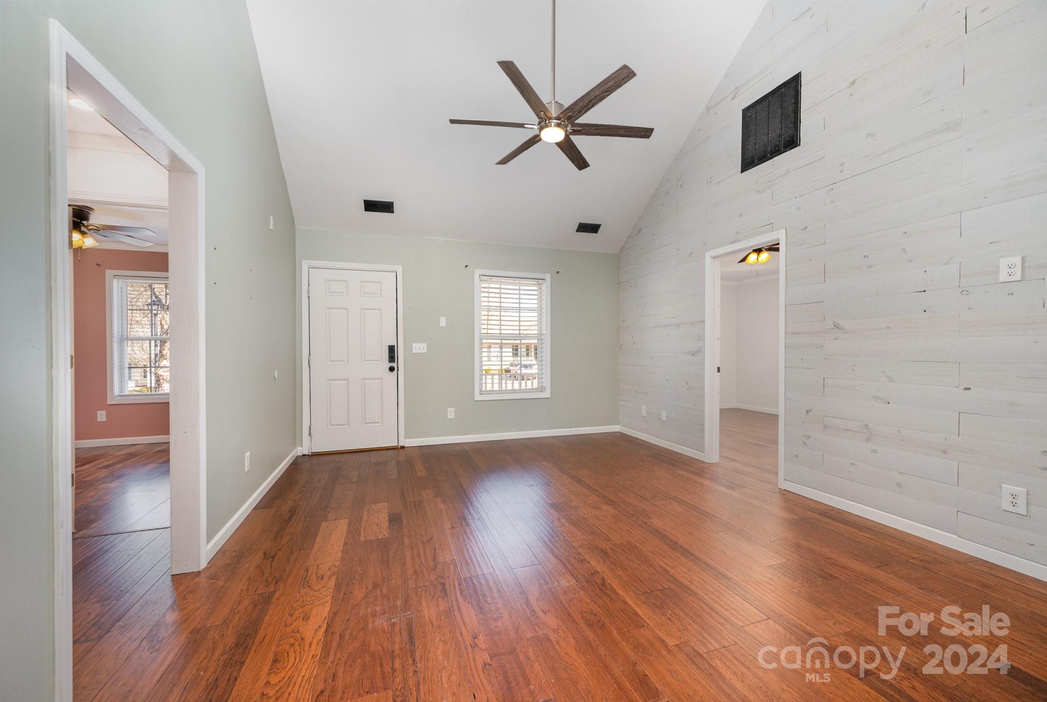 2246 Kestrel Drive