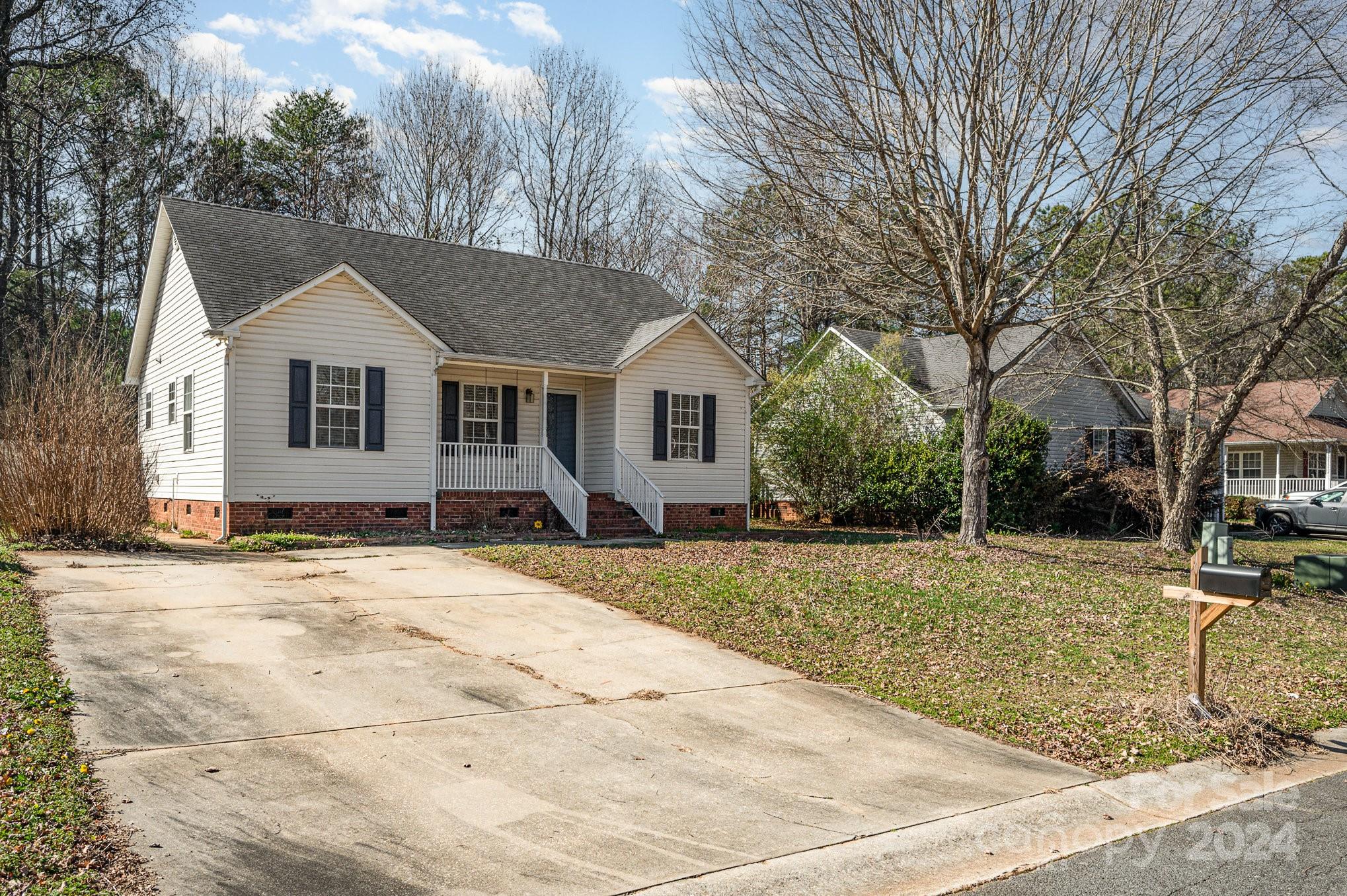 2246 Kestrel Drive