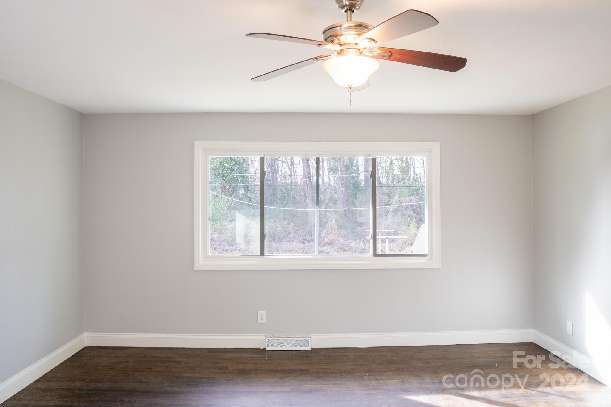 2111 Abelwood Road