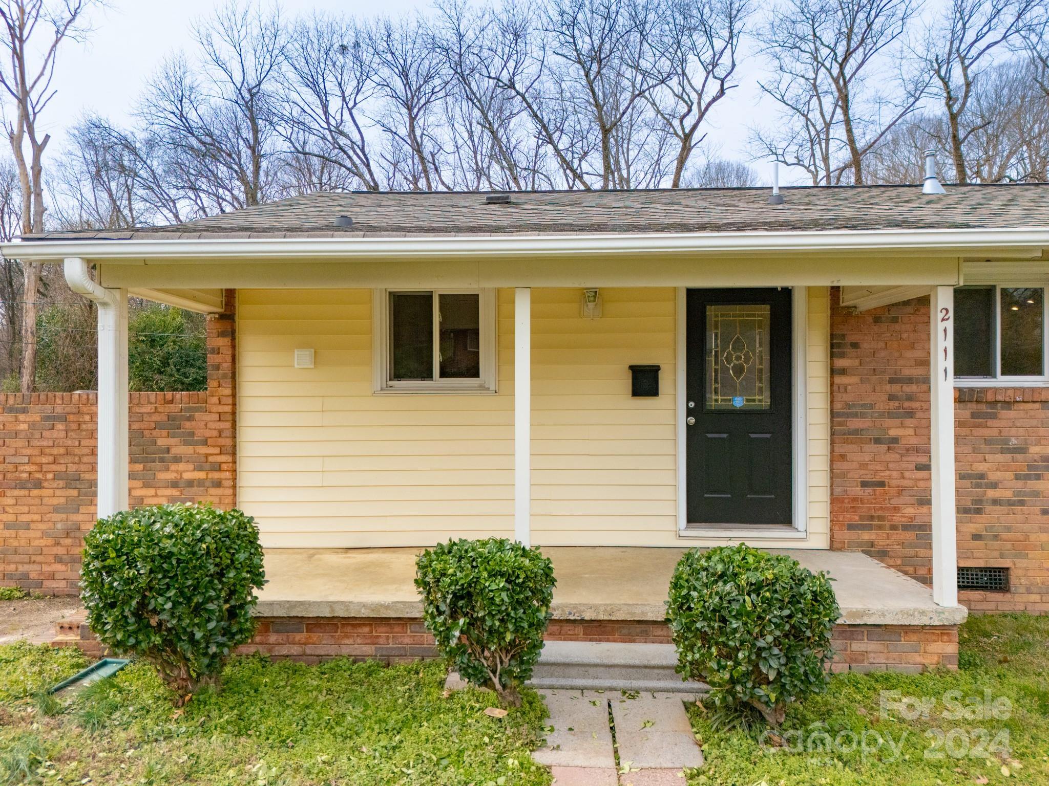 2111 Abelwood Road