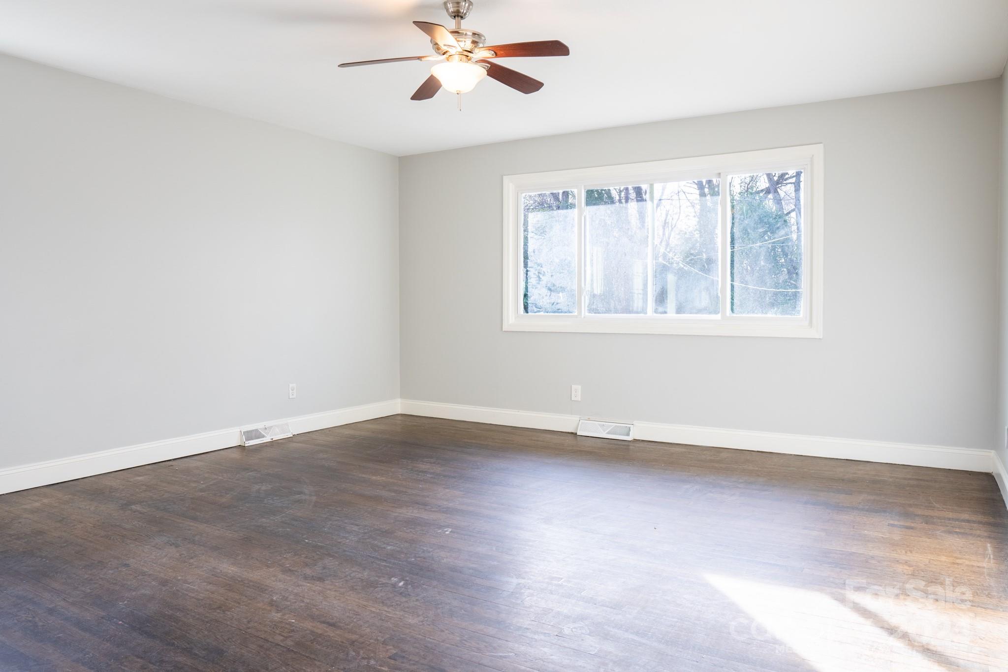 2111 Abelwood Road