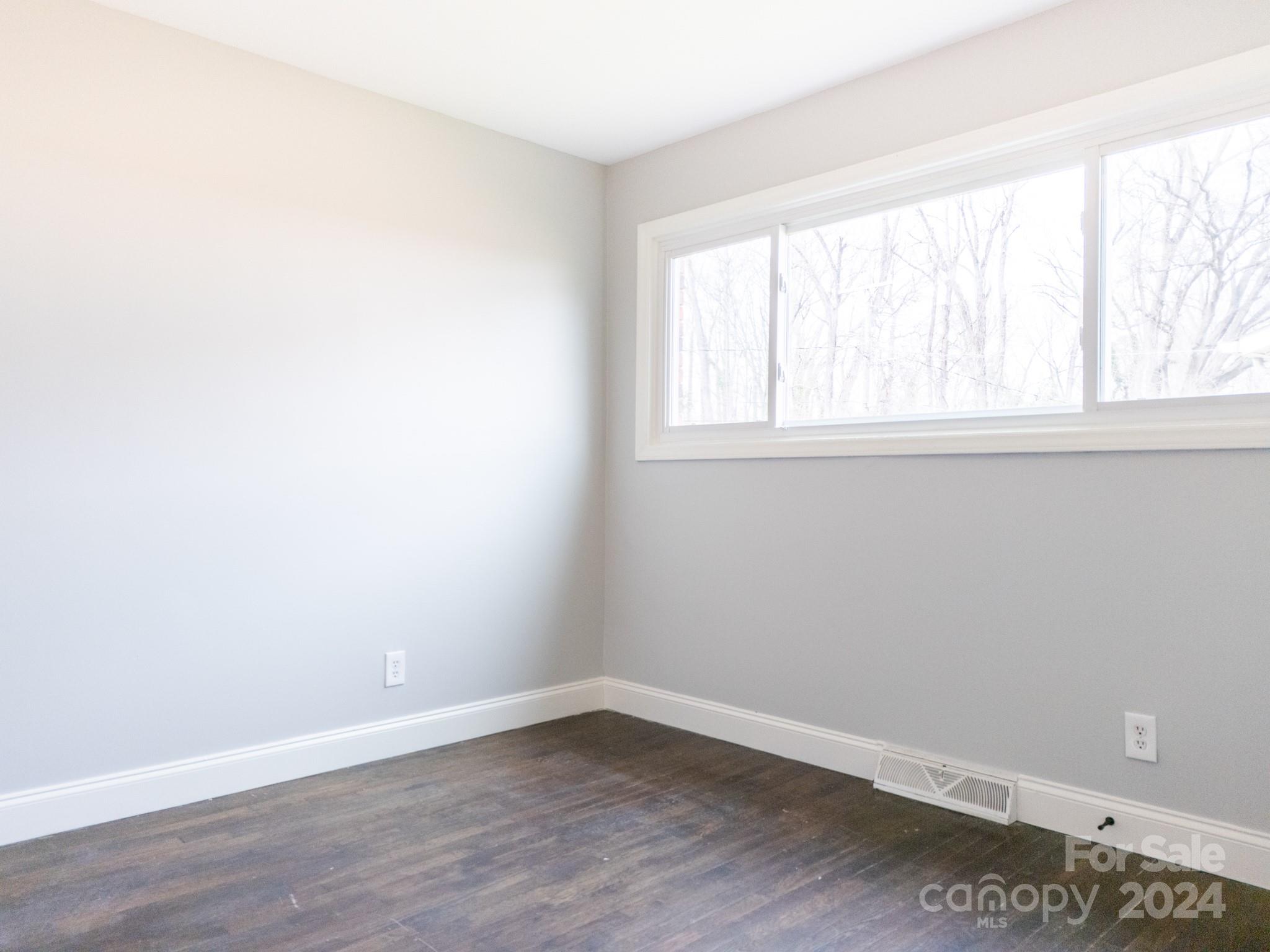 2111 Abelwood Road