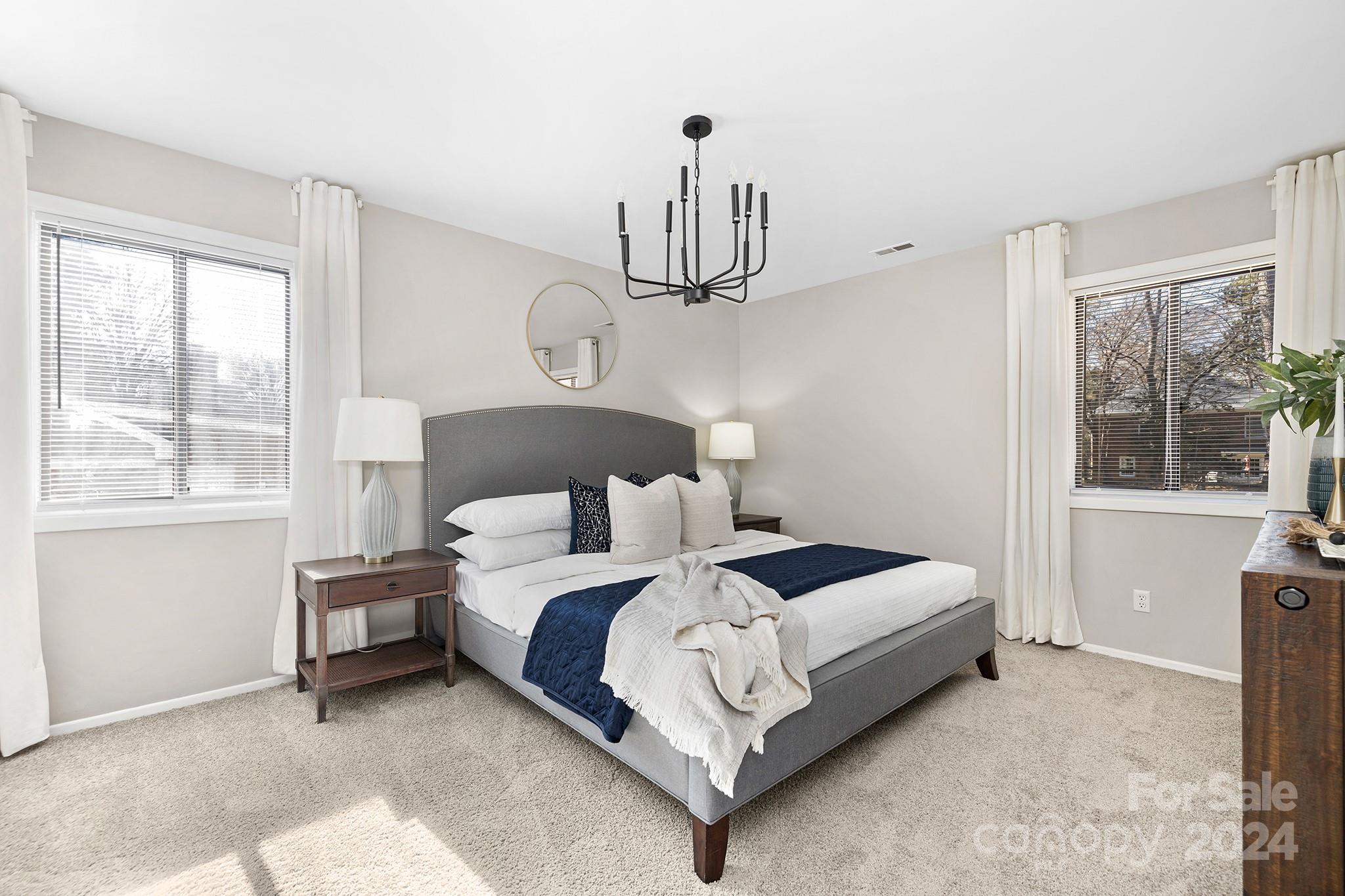 1005 Black Oak Drive