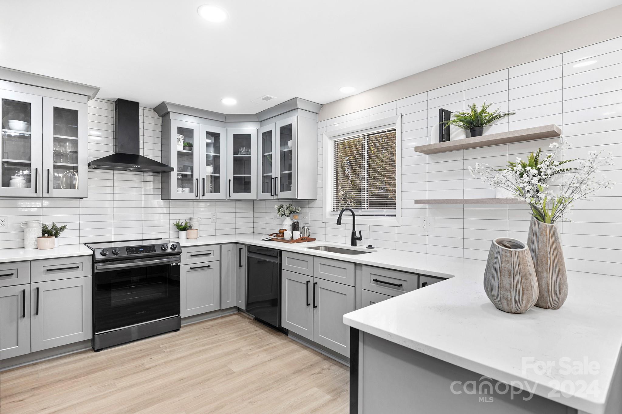 1005 Black Oak Drive