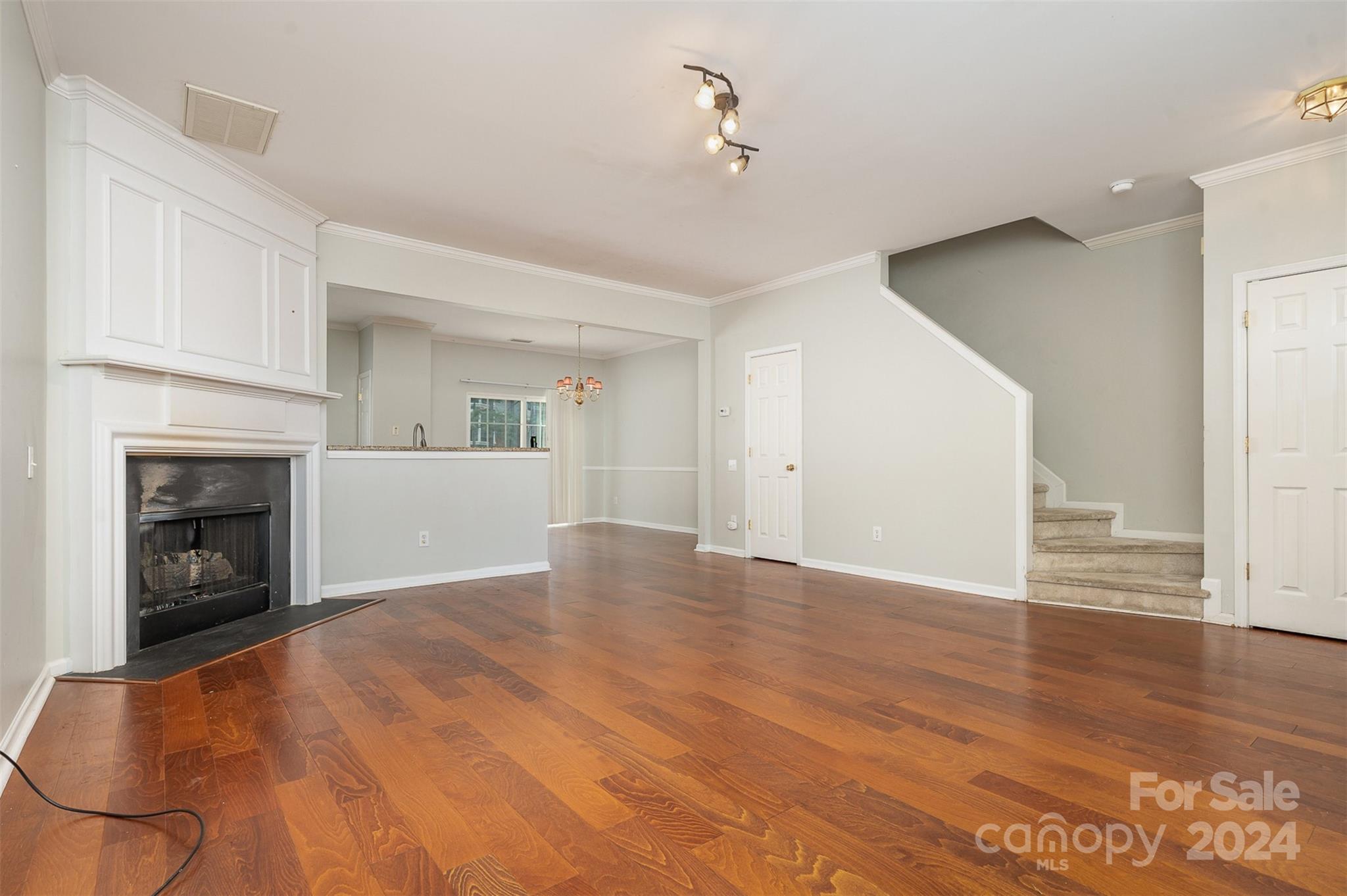 6604 Rothchild Drive