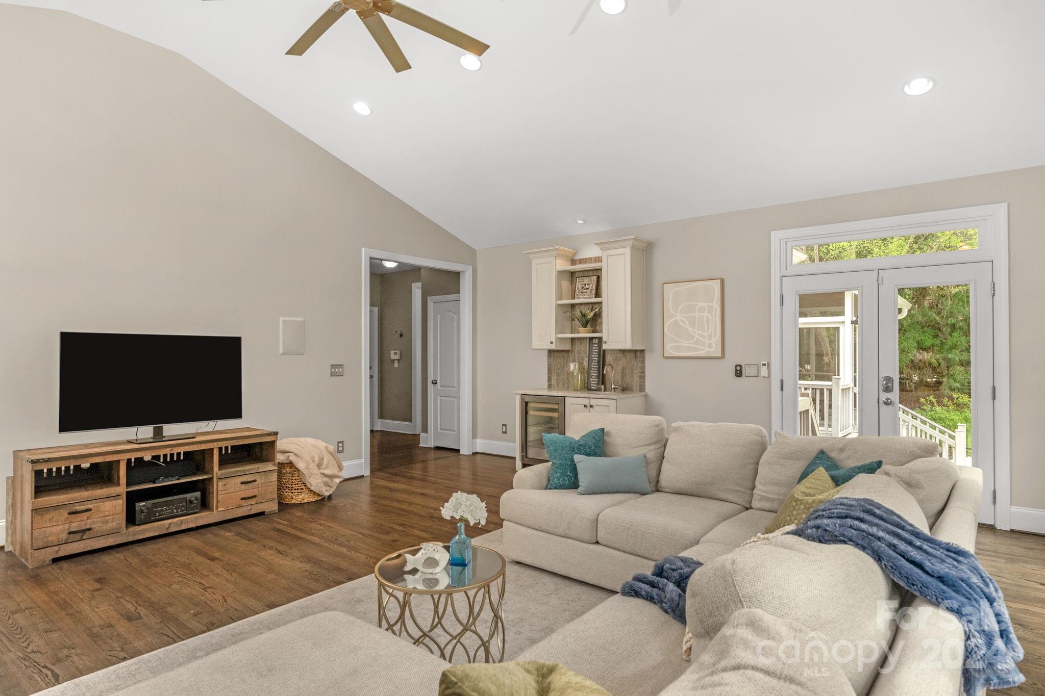 7004 Edenderry Drive