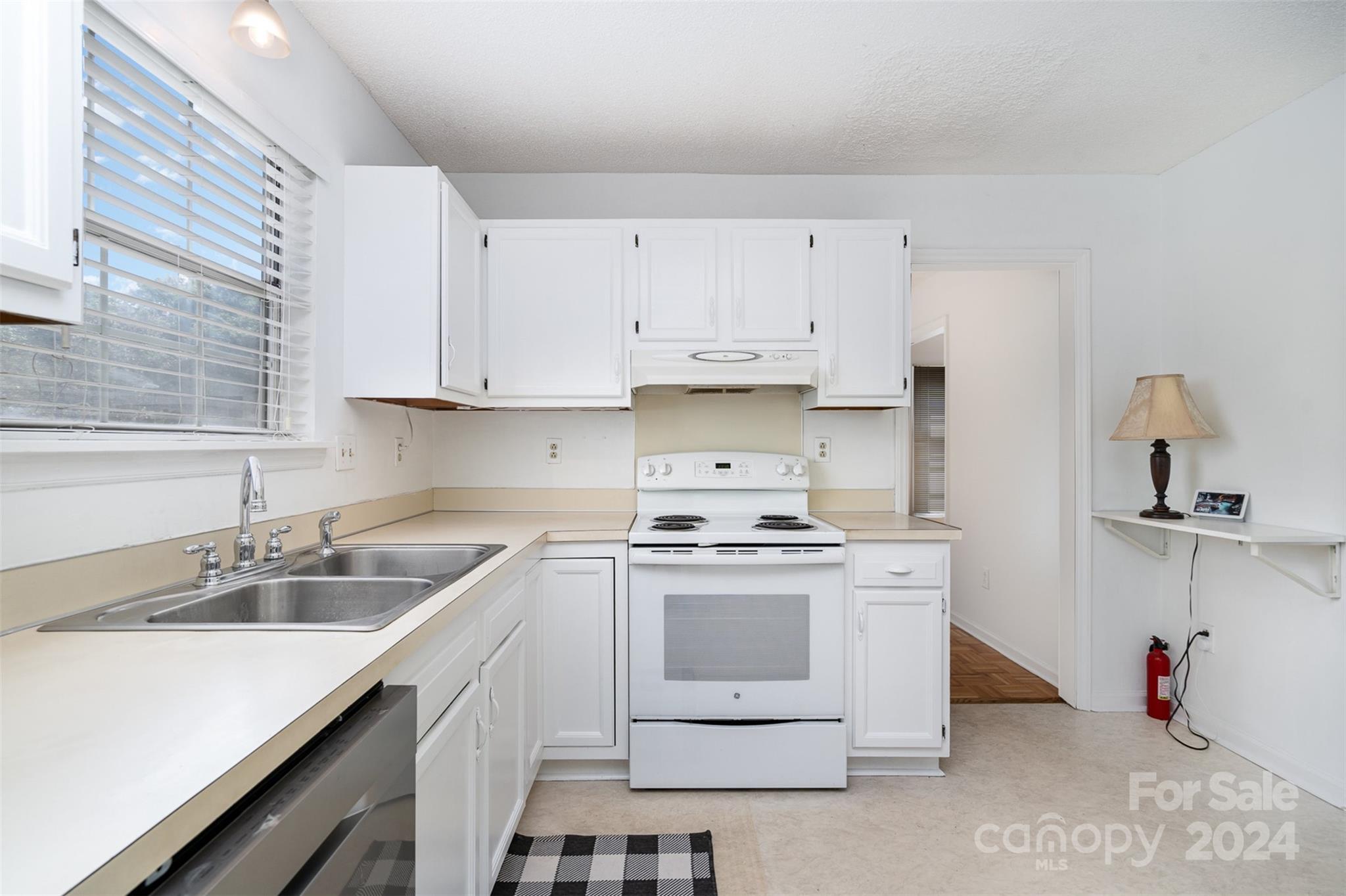 5436 Doverstone Court