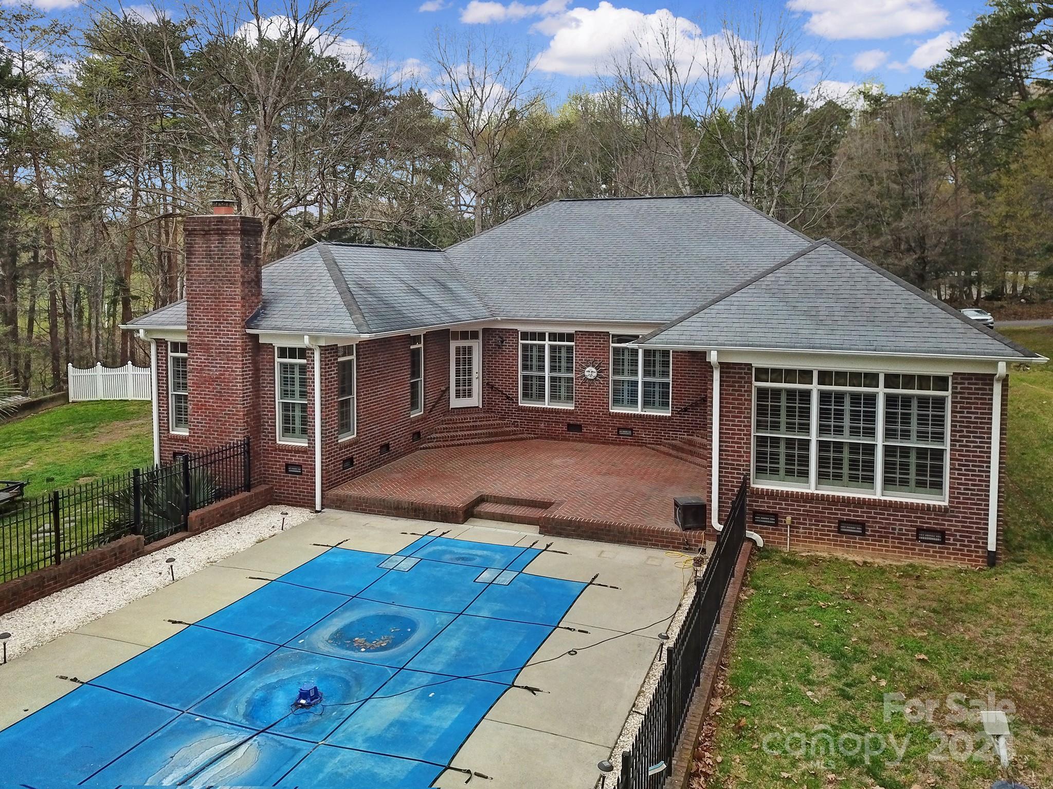 1885 Northfield Lane