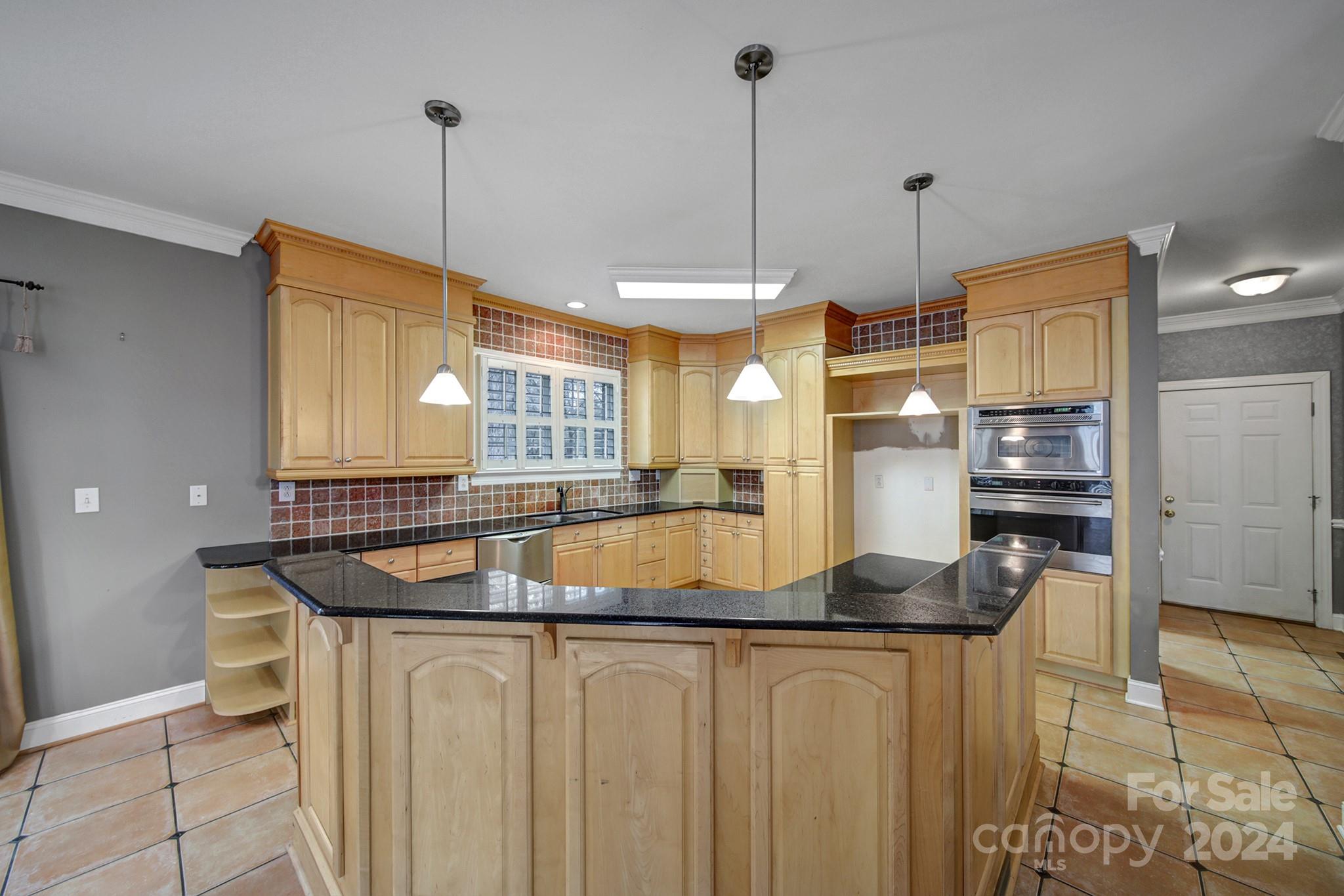 1885 Northfield Lane