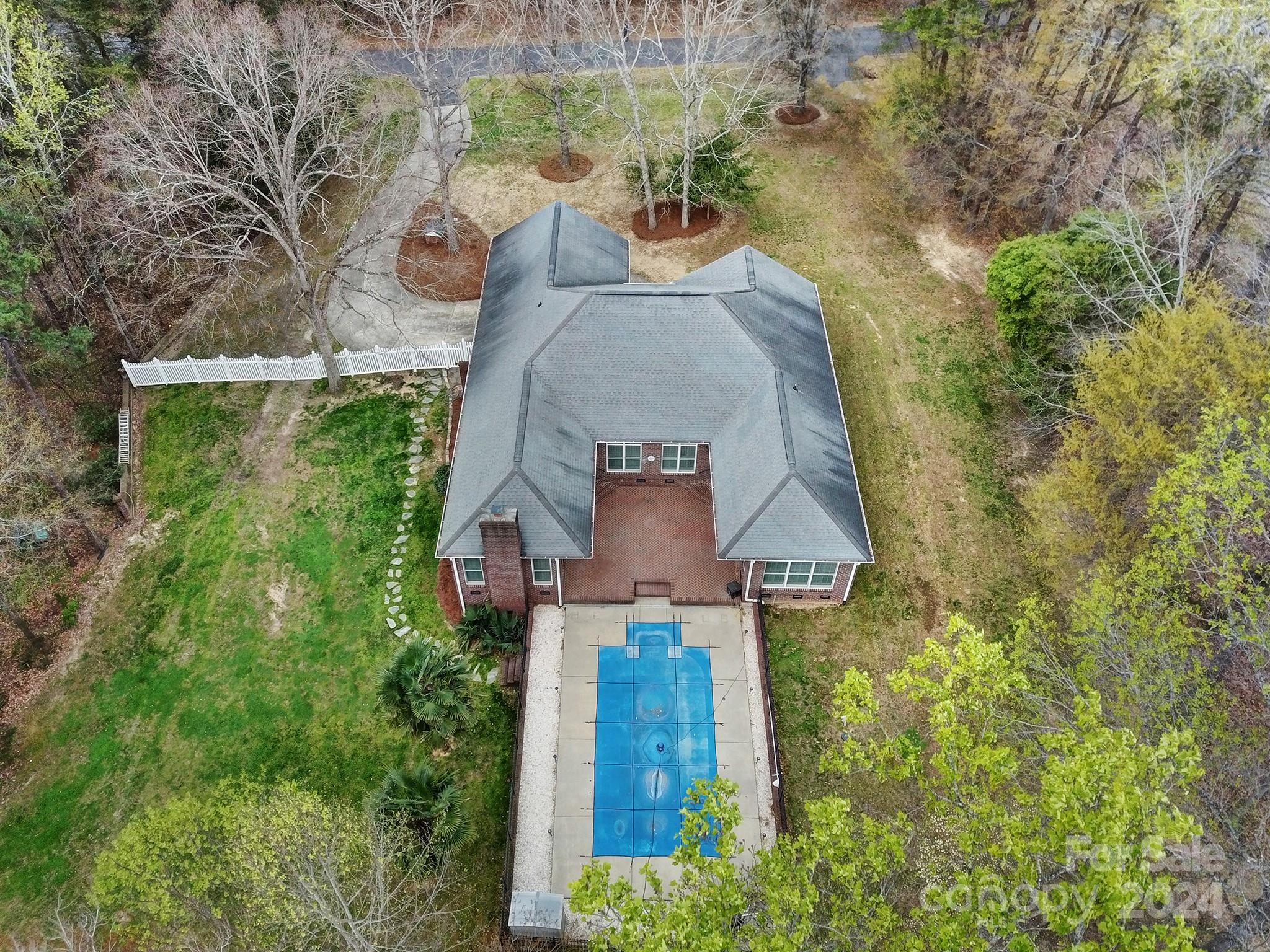 1885 Northfield Lane