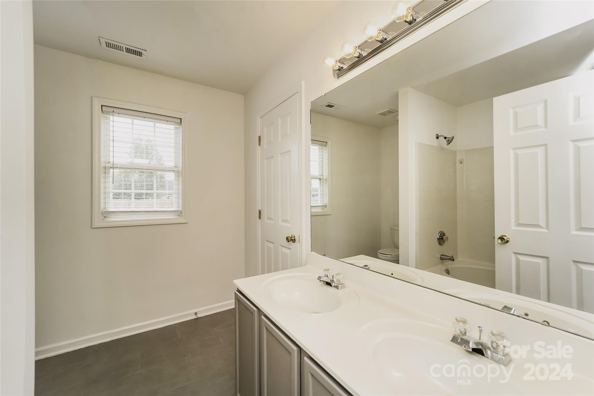 418 Centerfield Drive