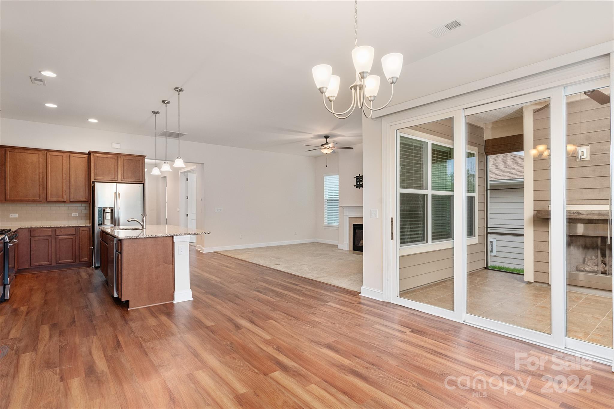 4727 Looking Glass Trail