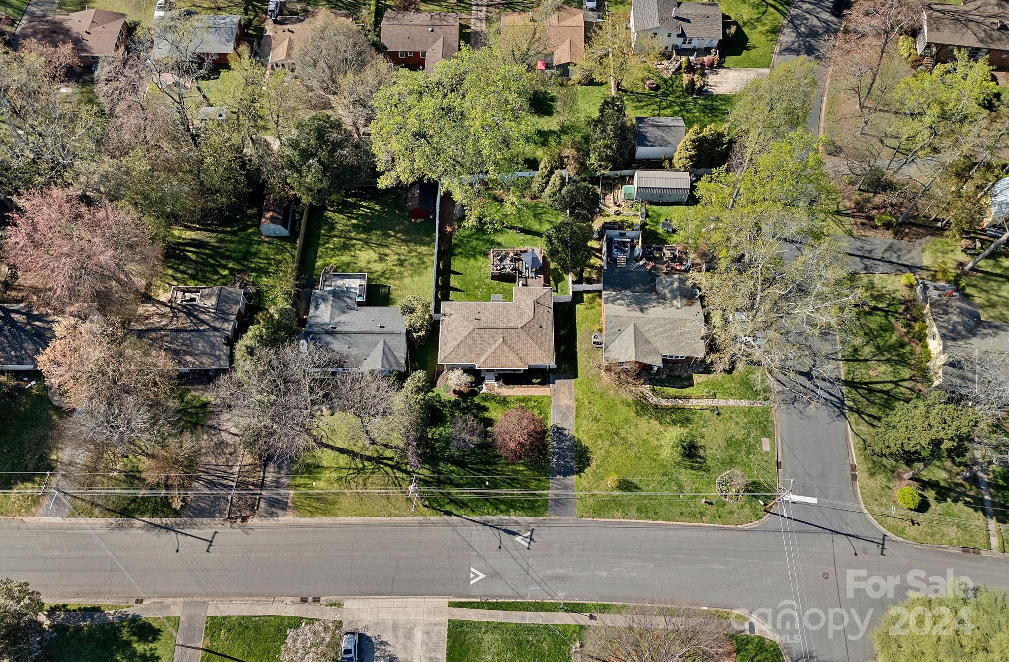 2231 Lanier Avenue