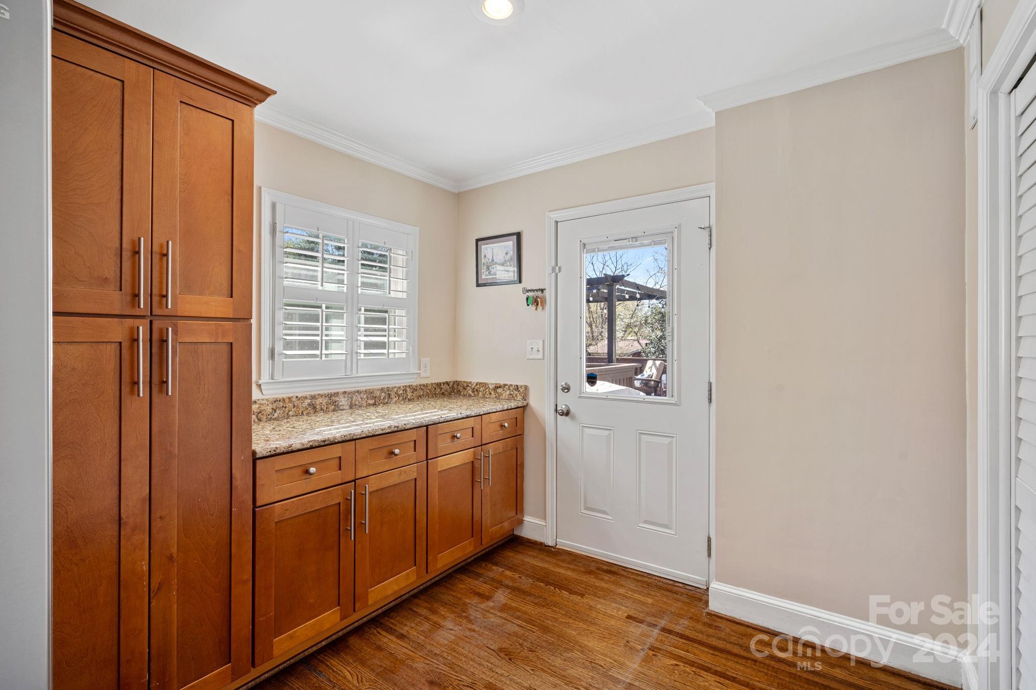 2231 Lanier Avenue