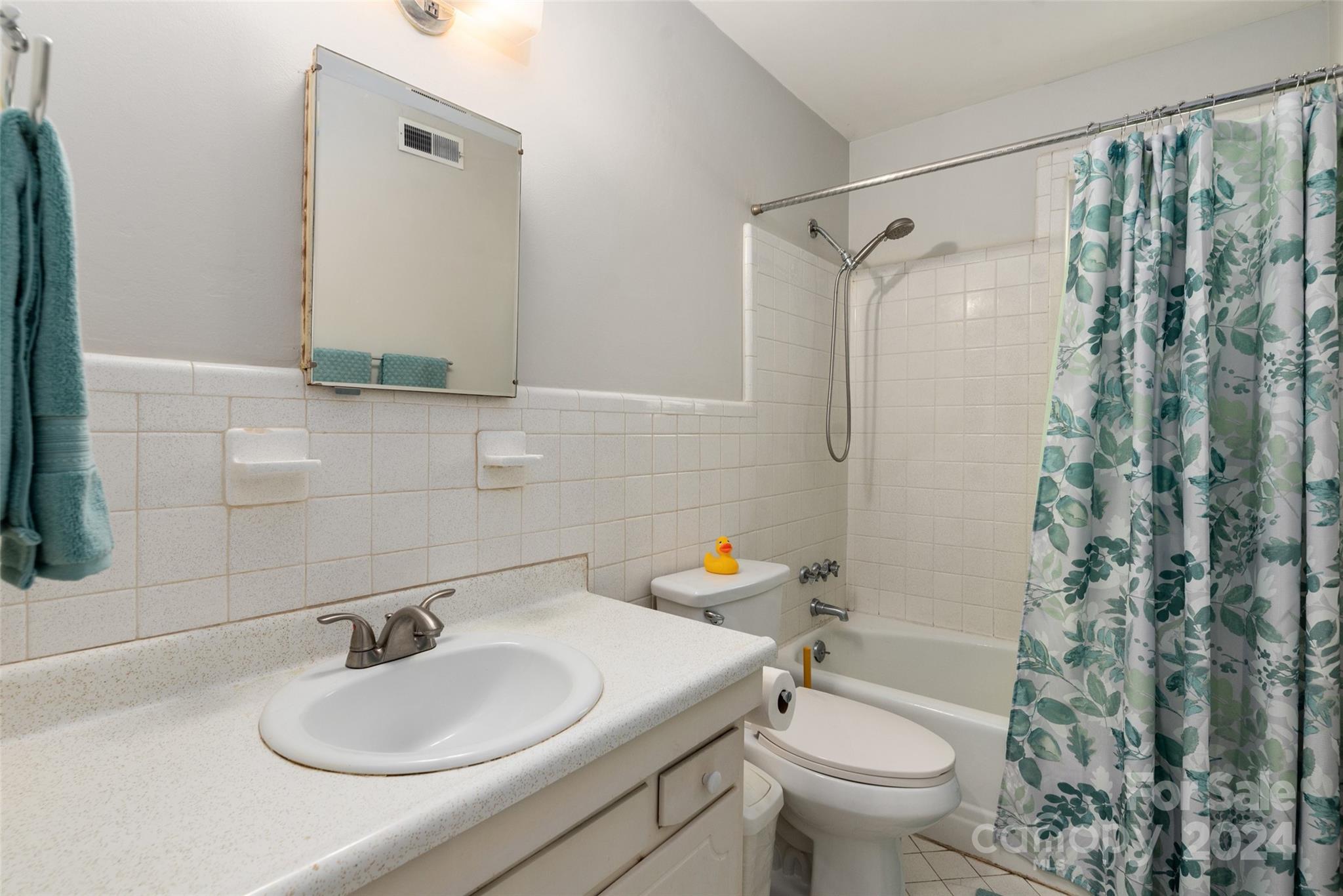 860 Mcalway Road Unit: B