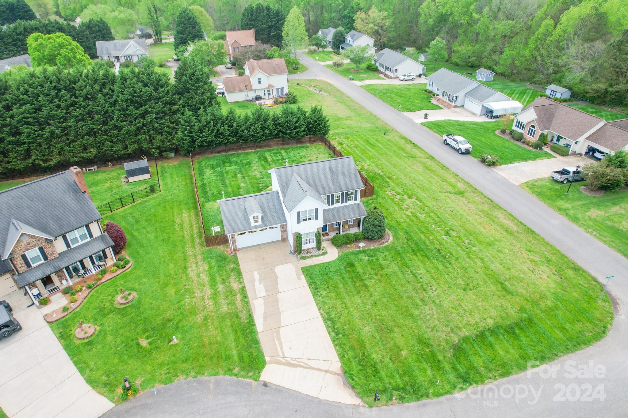 600 Capella Court