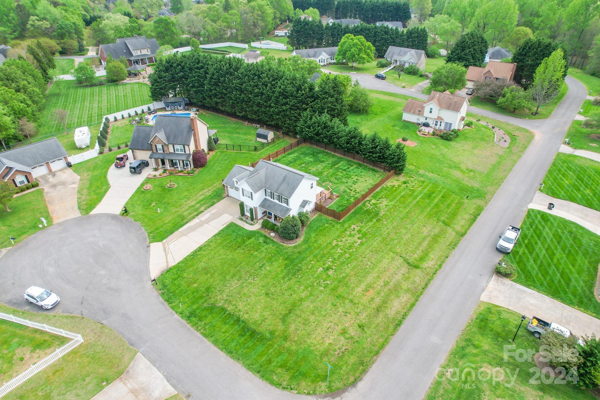 600 Capella Court