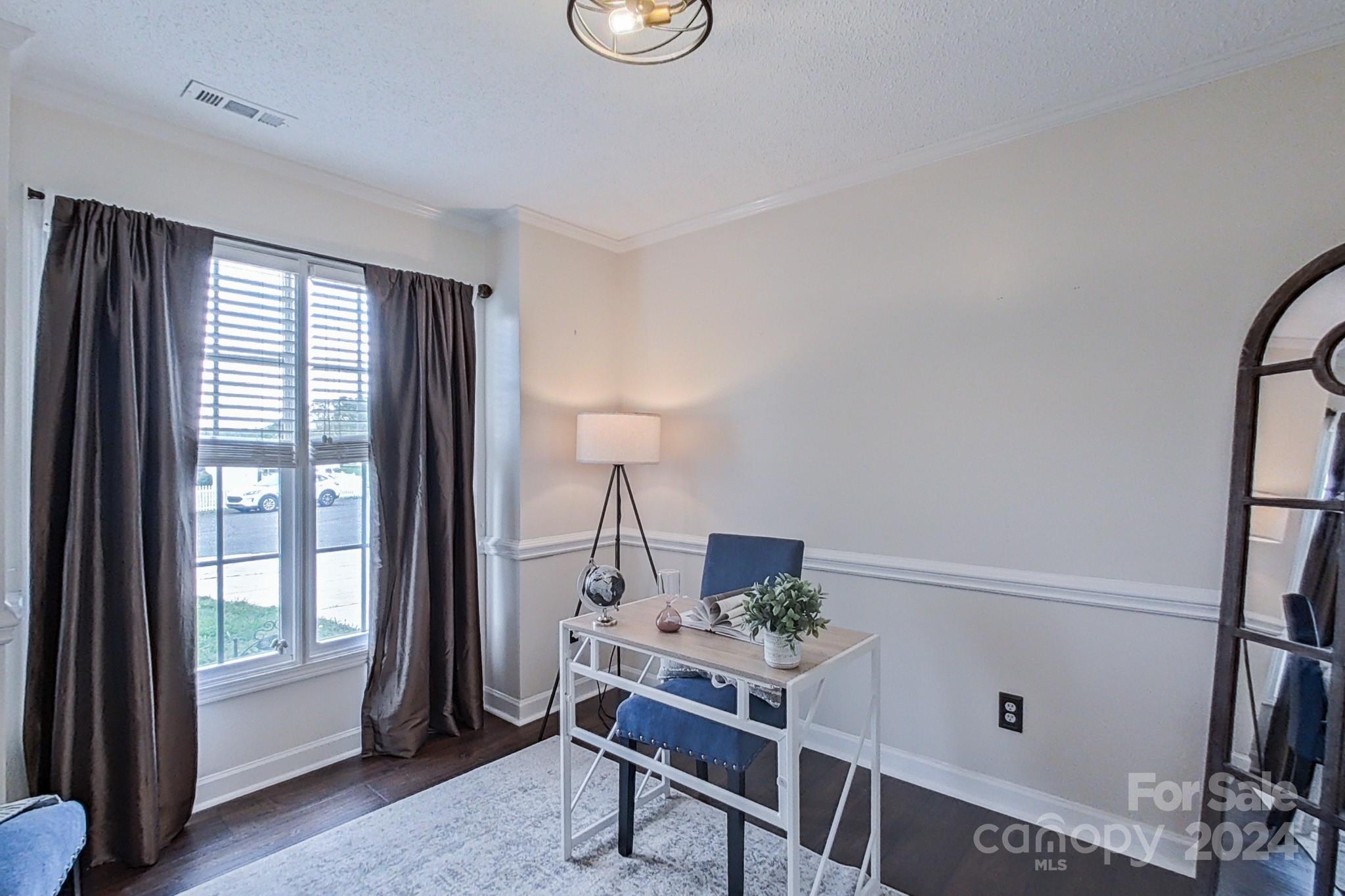 600 Capella Court