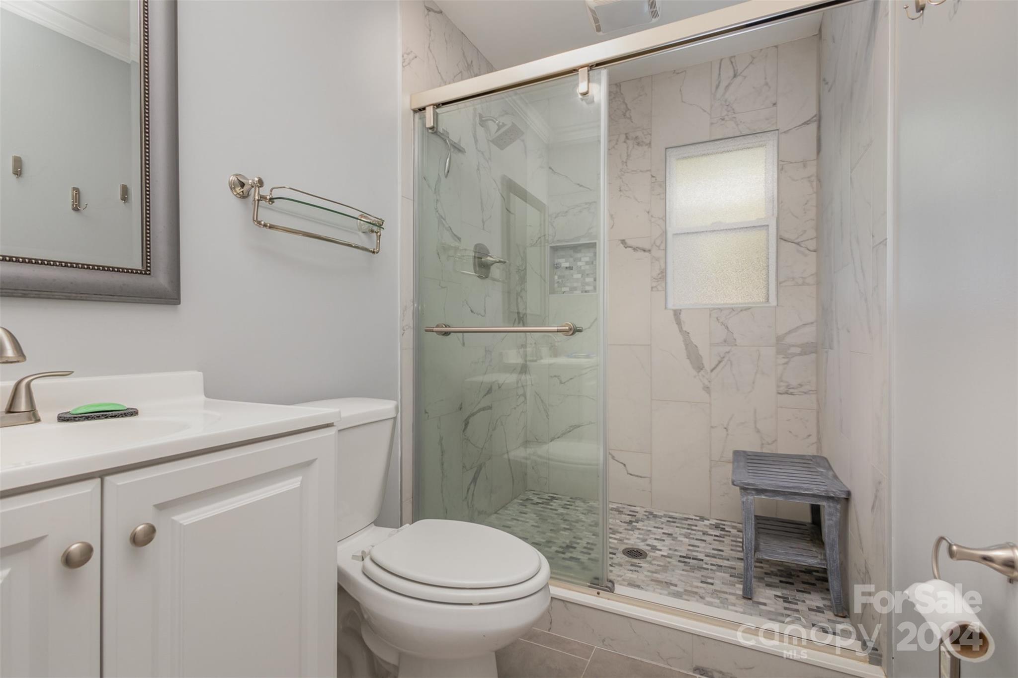 4725 Club View Drive