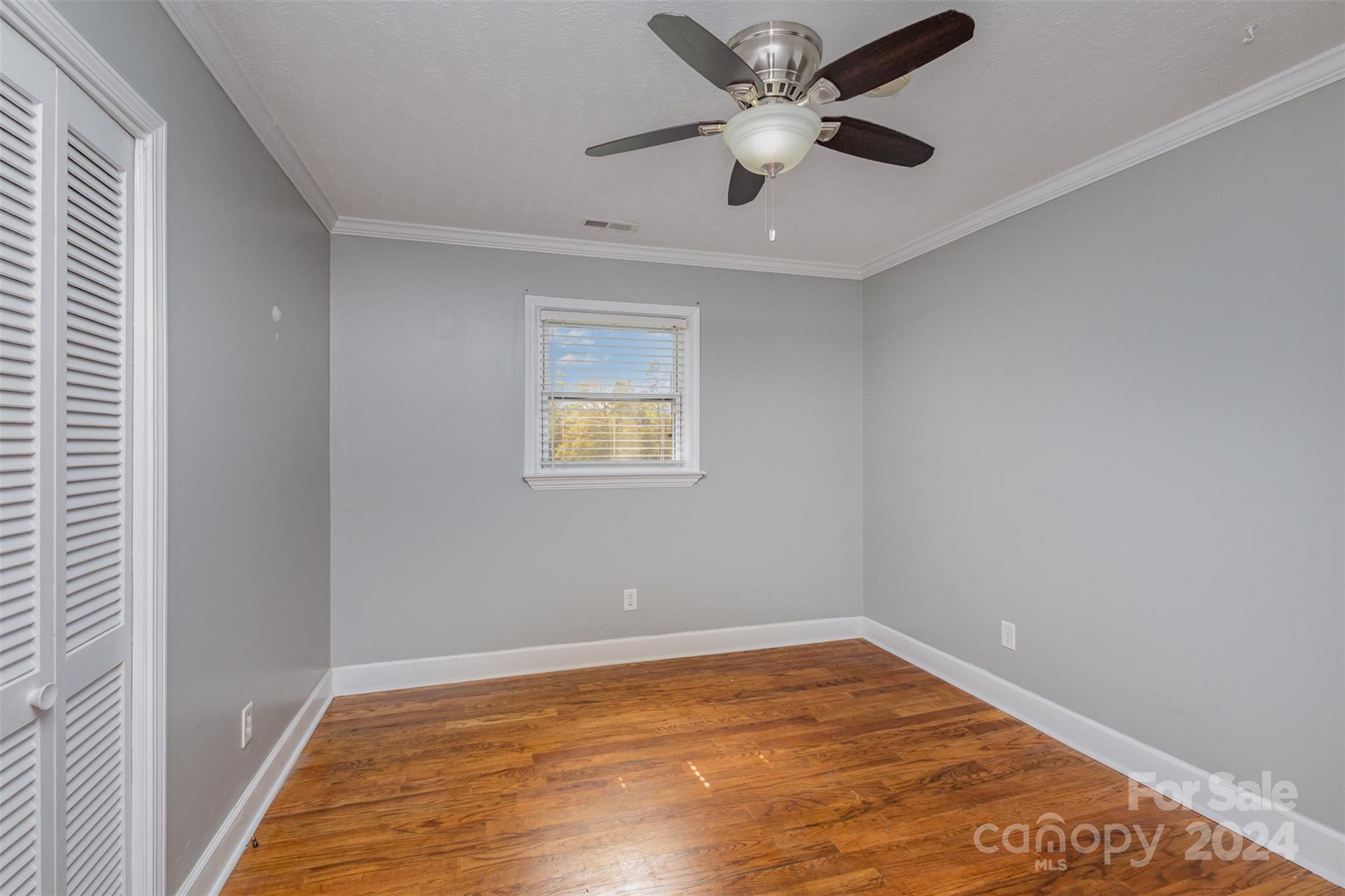 4725 Club View Drive