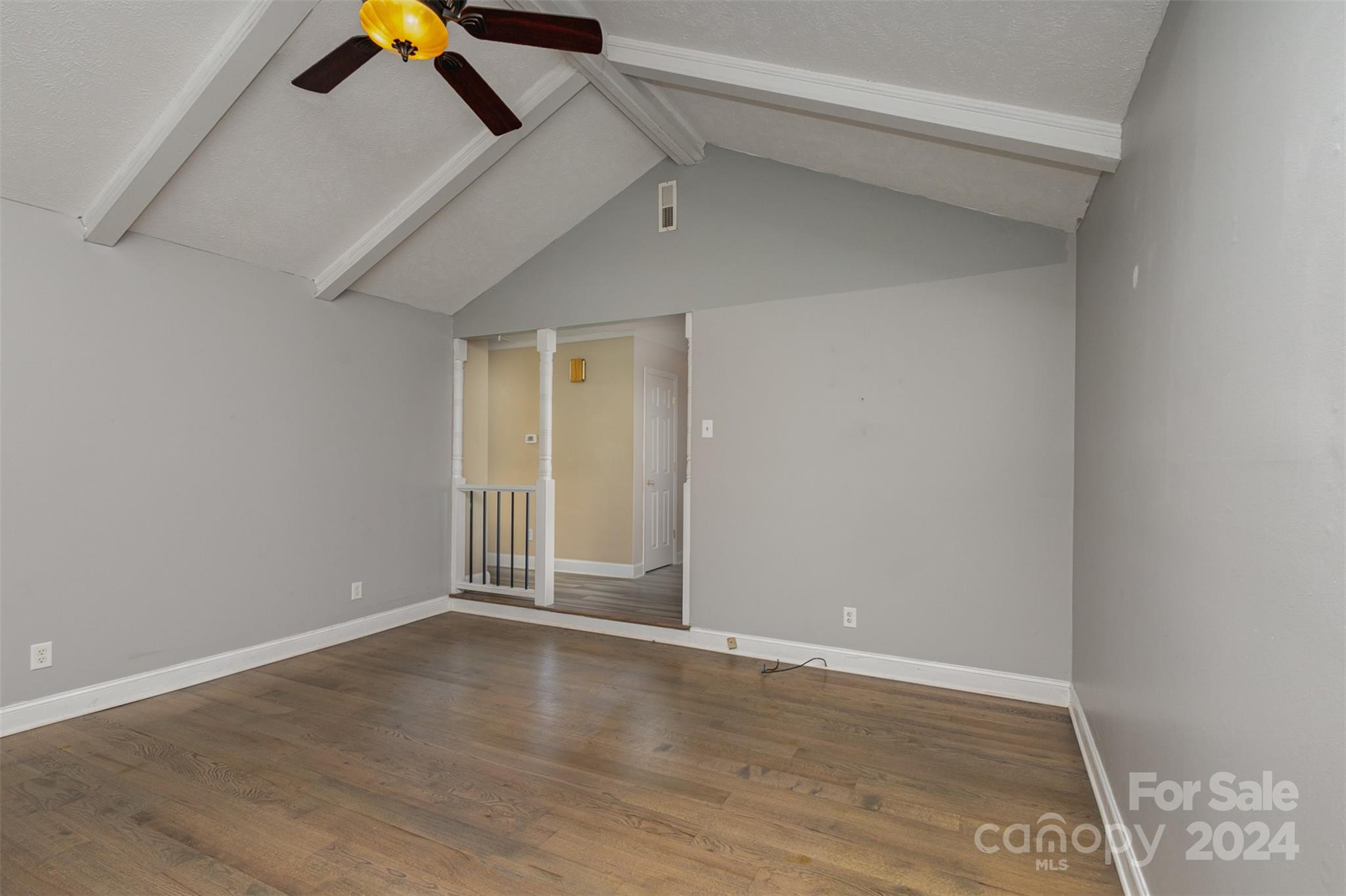 4725 Club View Drive