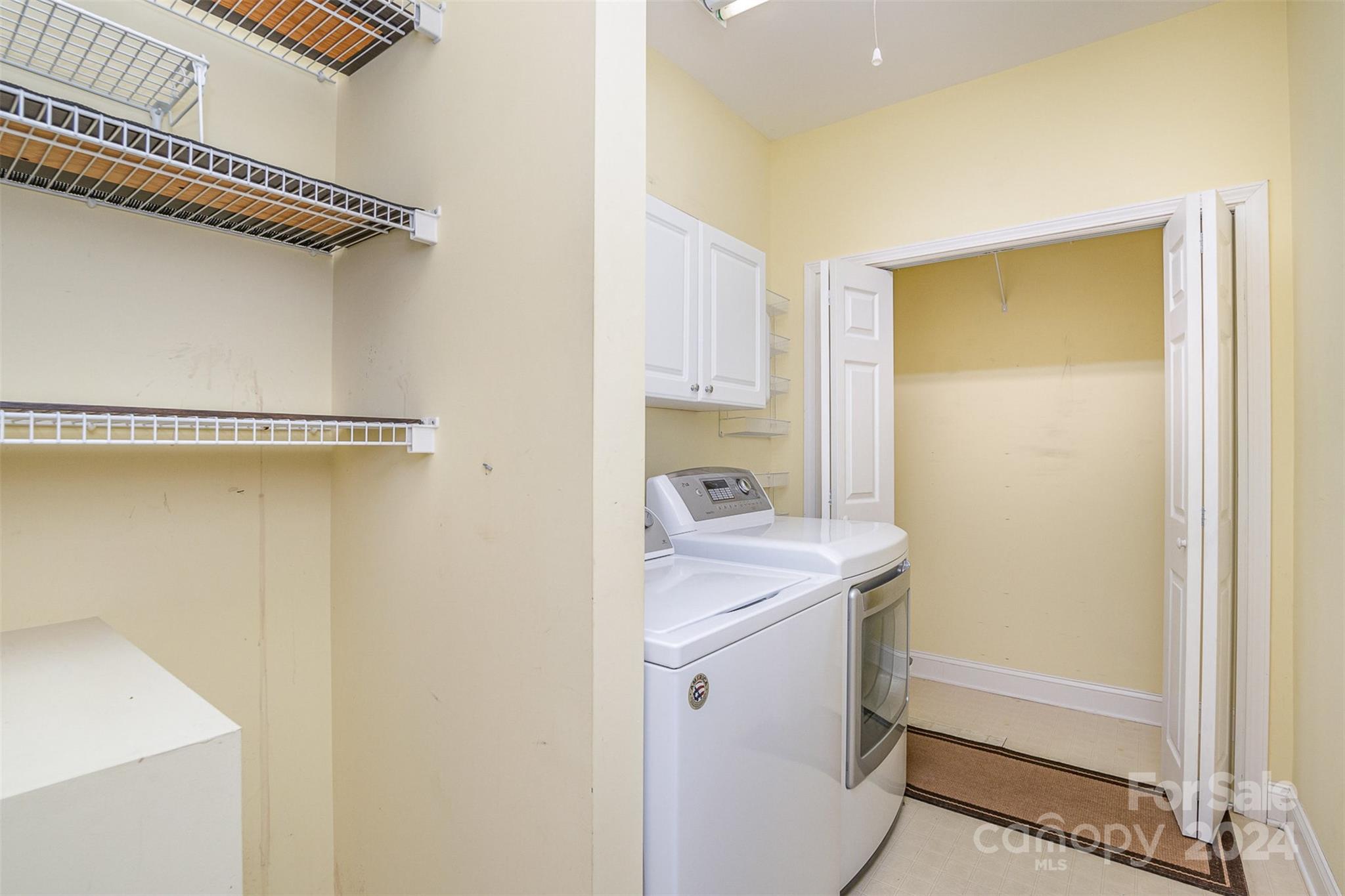 1150 Woodfield Drive