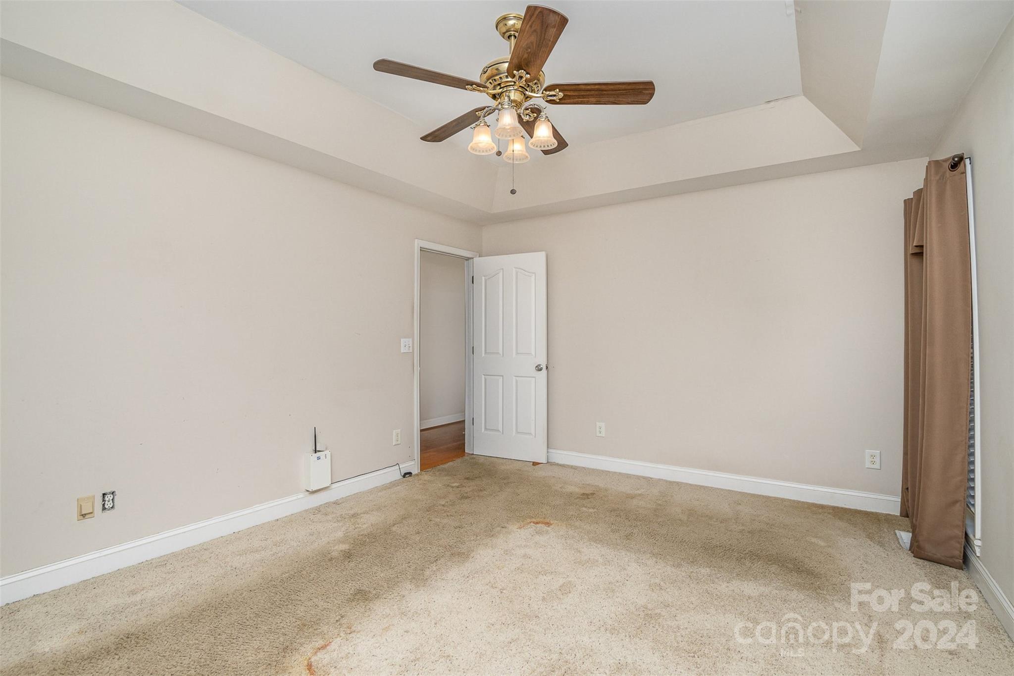 1150 Woodfield Drive