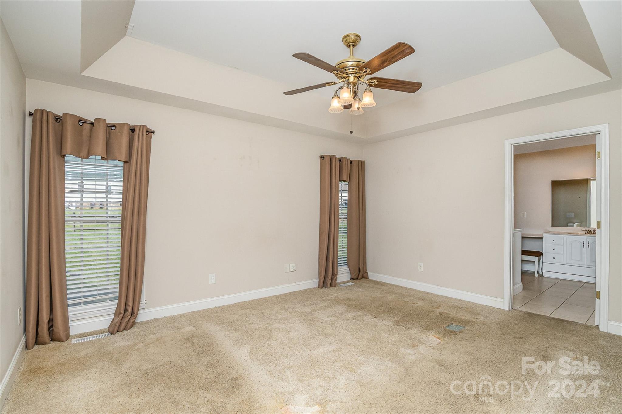 1150 Woodfield Drive