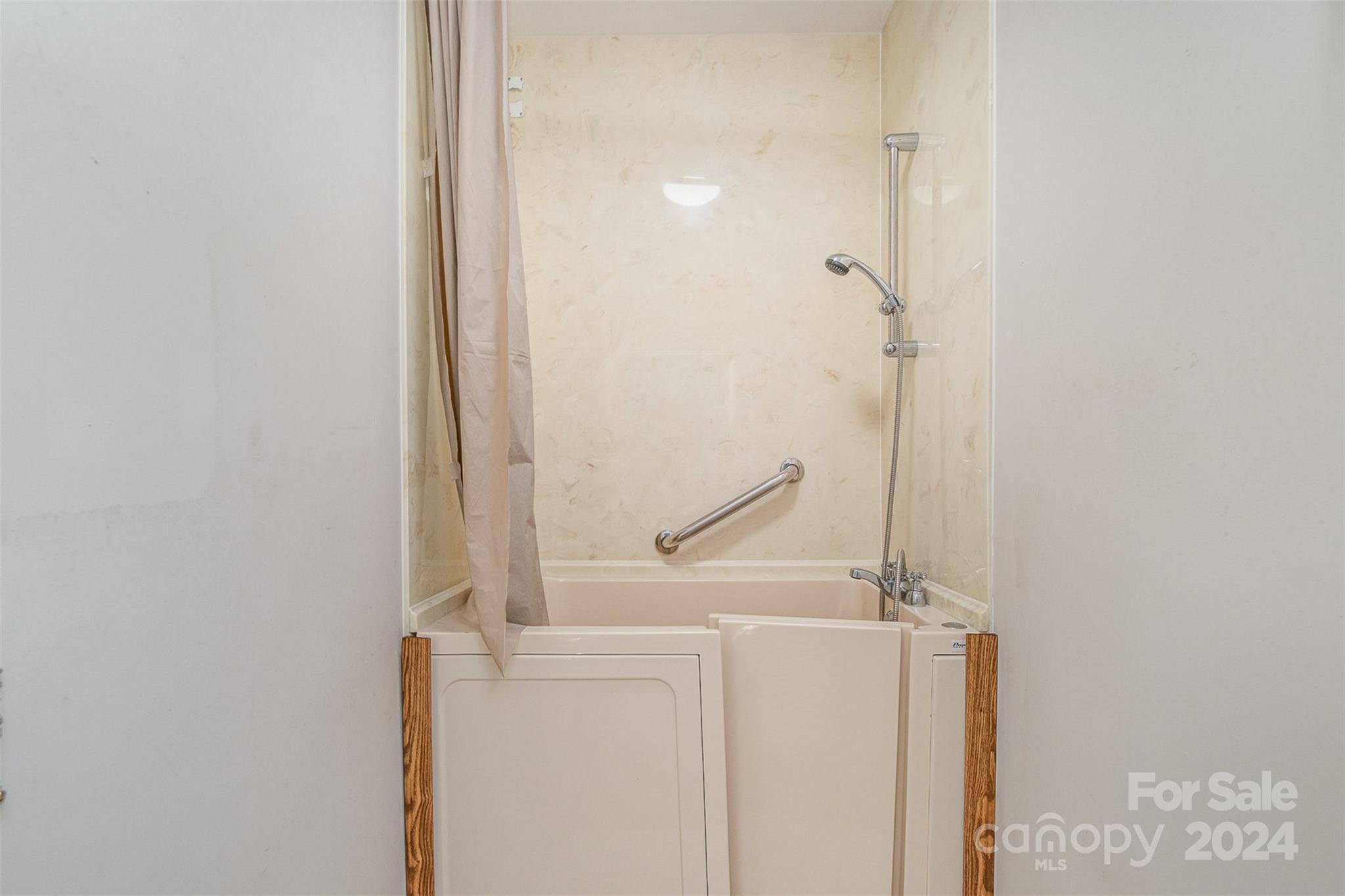 1150 Woodfield Drive