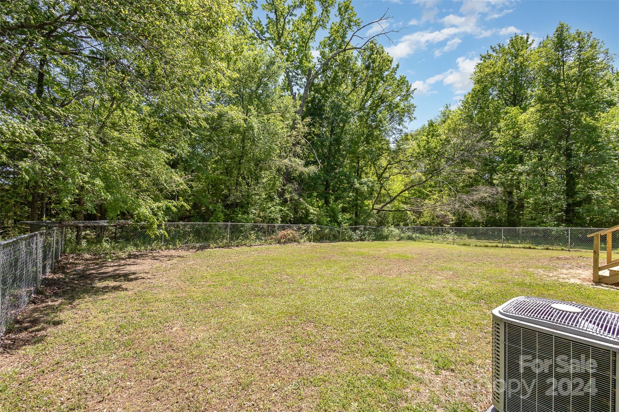 2114 Hedgelawn Drive