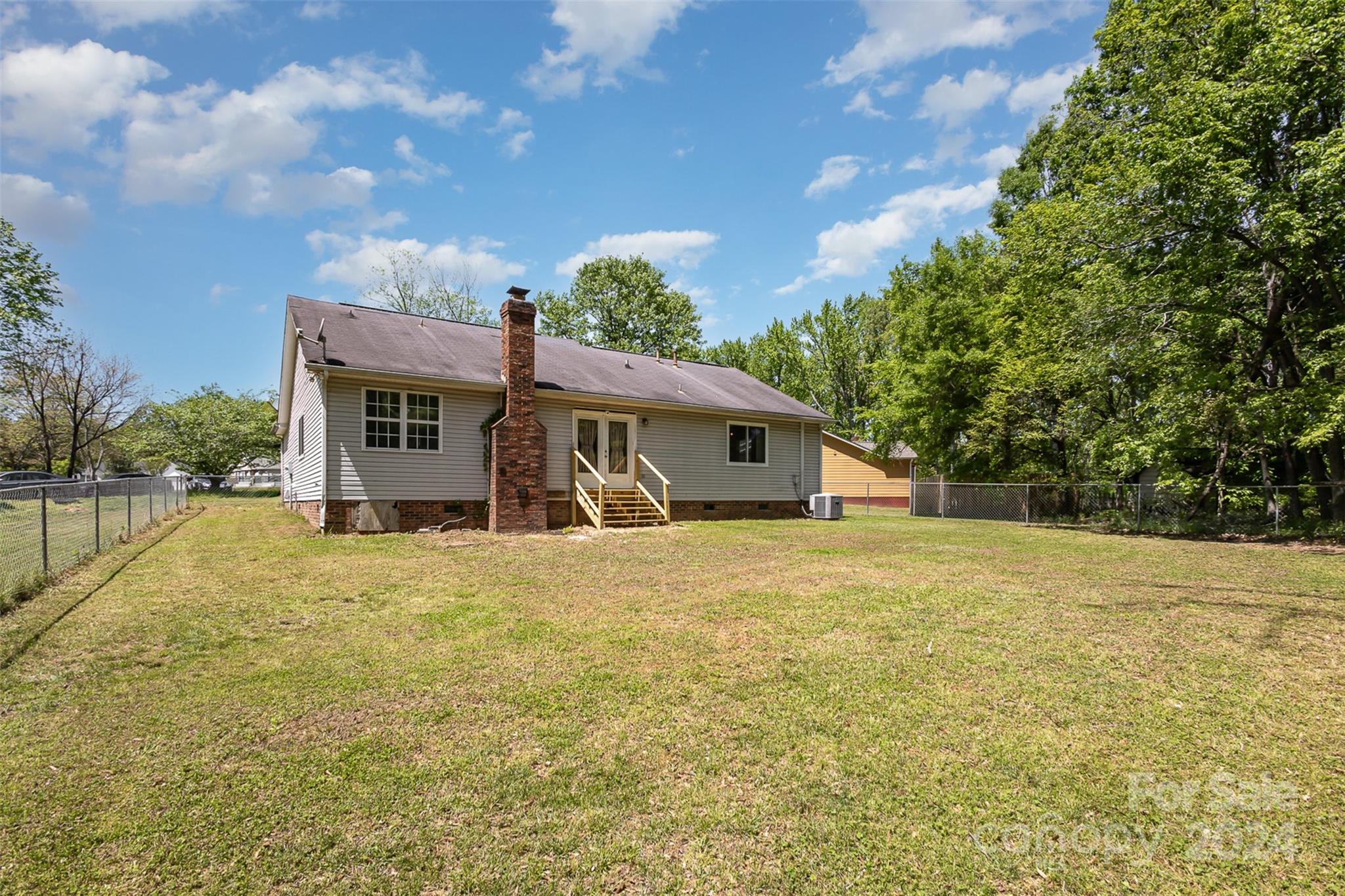 2114 Hedgelawn Drive